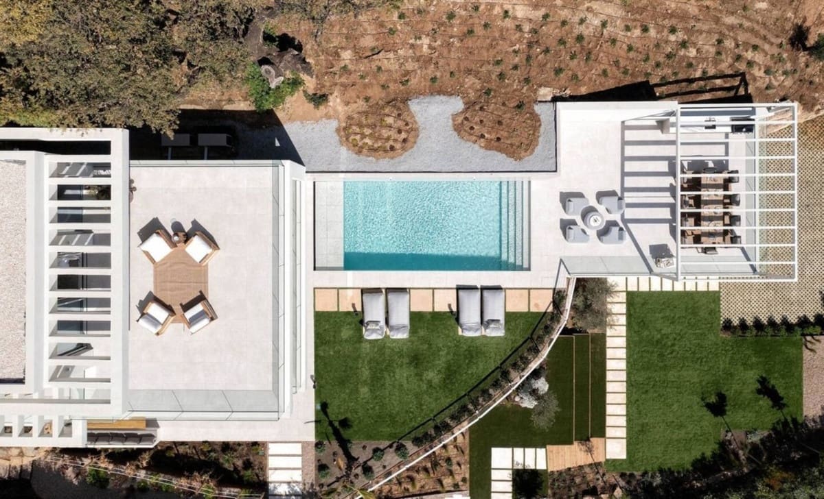 5 slaapkamer Villa voor vakantieverhuur in Elviria met zwembad garage - € 5.500 (Ref: 9920990)
