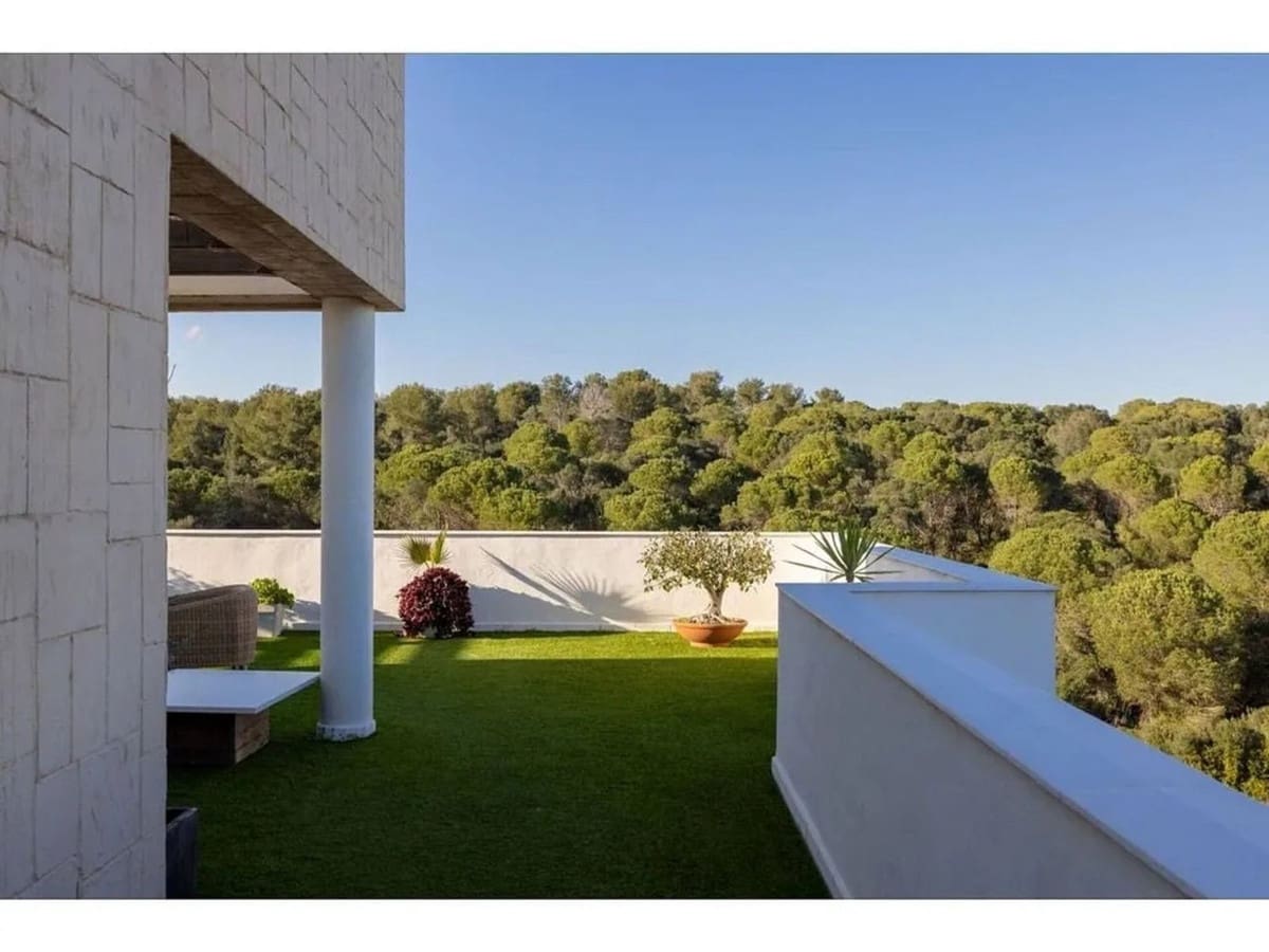3 soveværelse Penthouse til salg i La Alcaidesa med swimmingpool garage - € 550.000 (Ref: 9920994)