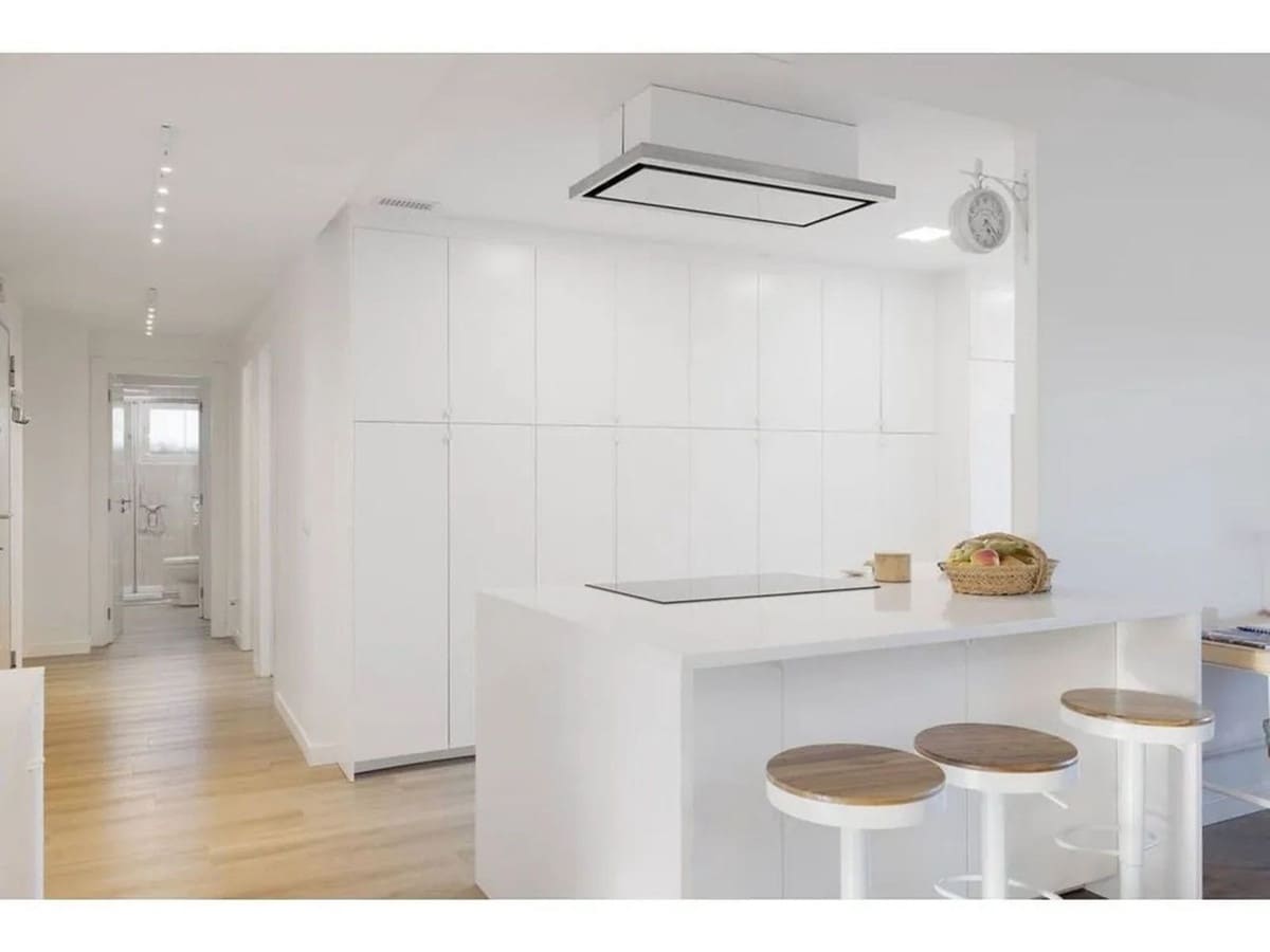 3 soveværelse Penthouse til salg i La Alcaidesa med swimmingpool garage - € 550.000 (Ref: 9920994)