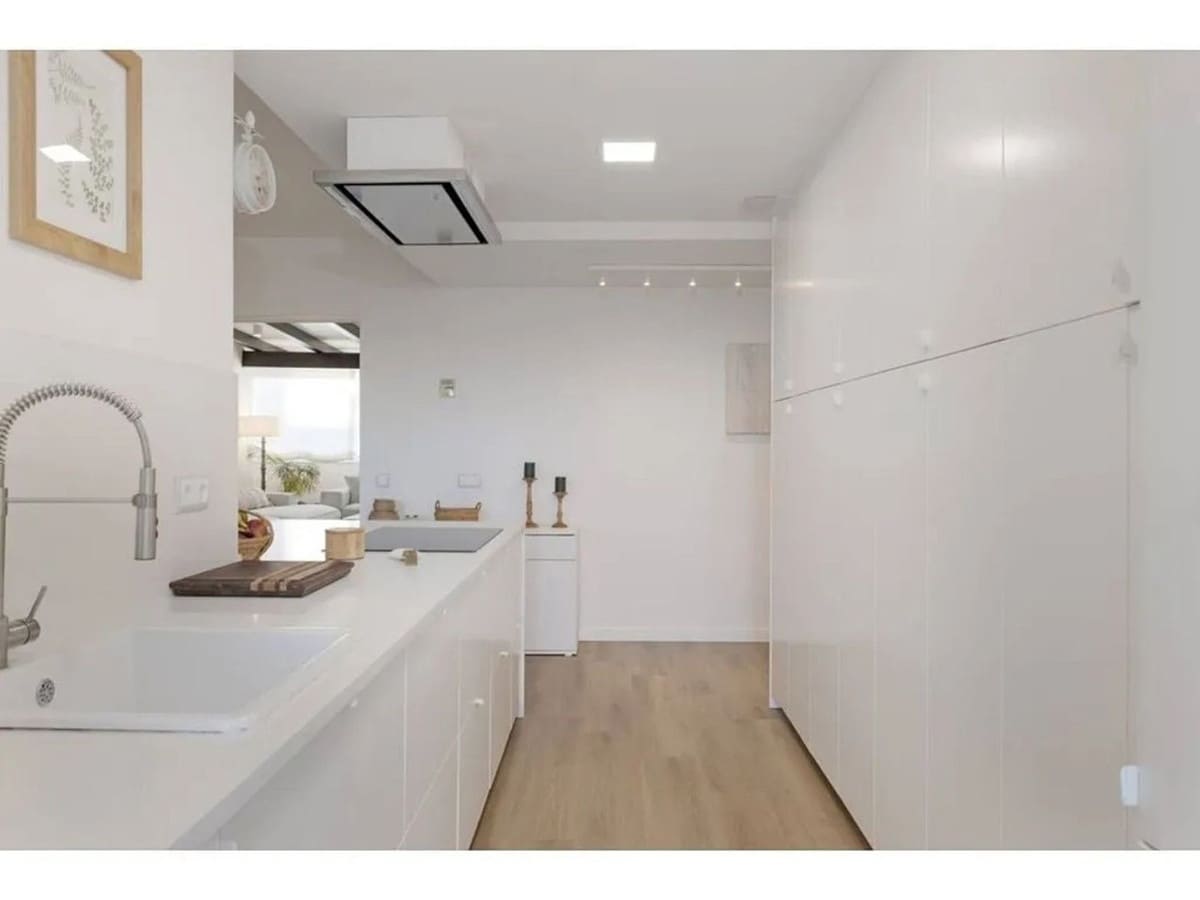 3 soveværelse Penthouse til salg i La Alcaidesa med swimmingpool garage - € 550.000 (Ref: 9920994)