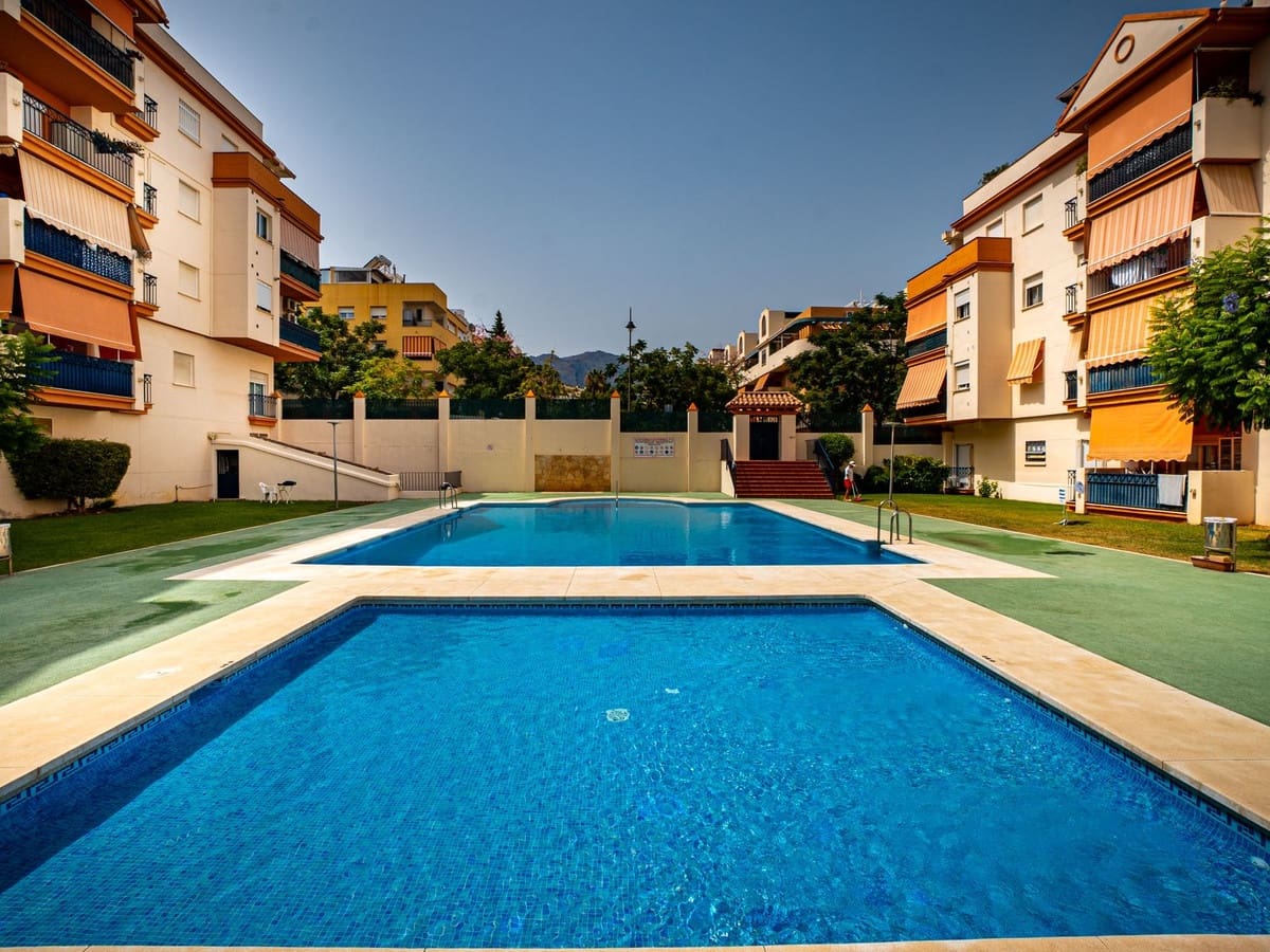 3 camera da letto Appartamento in vendita in Estepona con piscina garage - 365.000 € (Rif: 9920995)