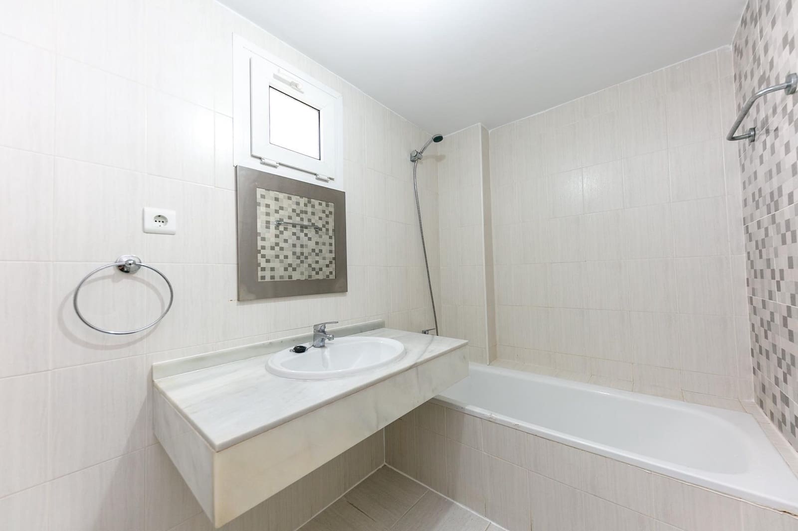 3 slaapkamer Flat te koop in Benalmadena met zwembad garage - € 355.000 (Ref: 10030617)