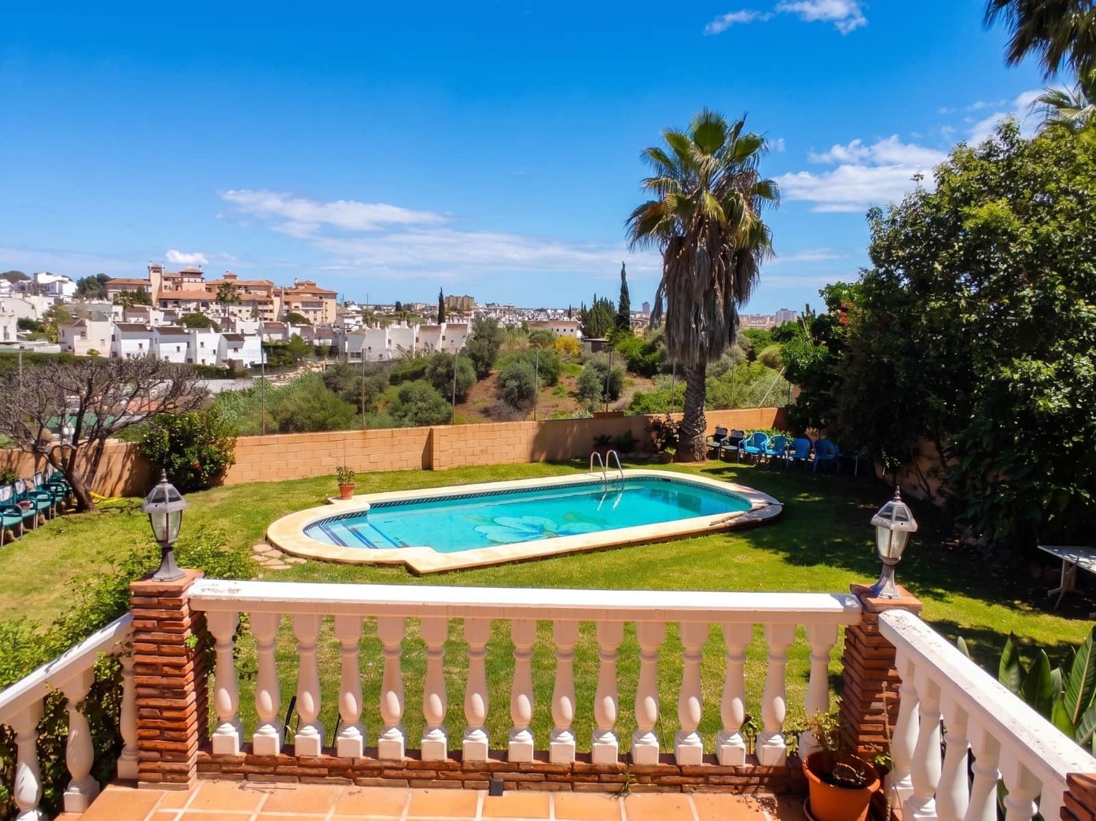 4 sovrum Villa till salu i La Sierrezuela med pool garage - 1 095 000 € (Ref: 10043050)