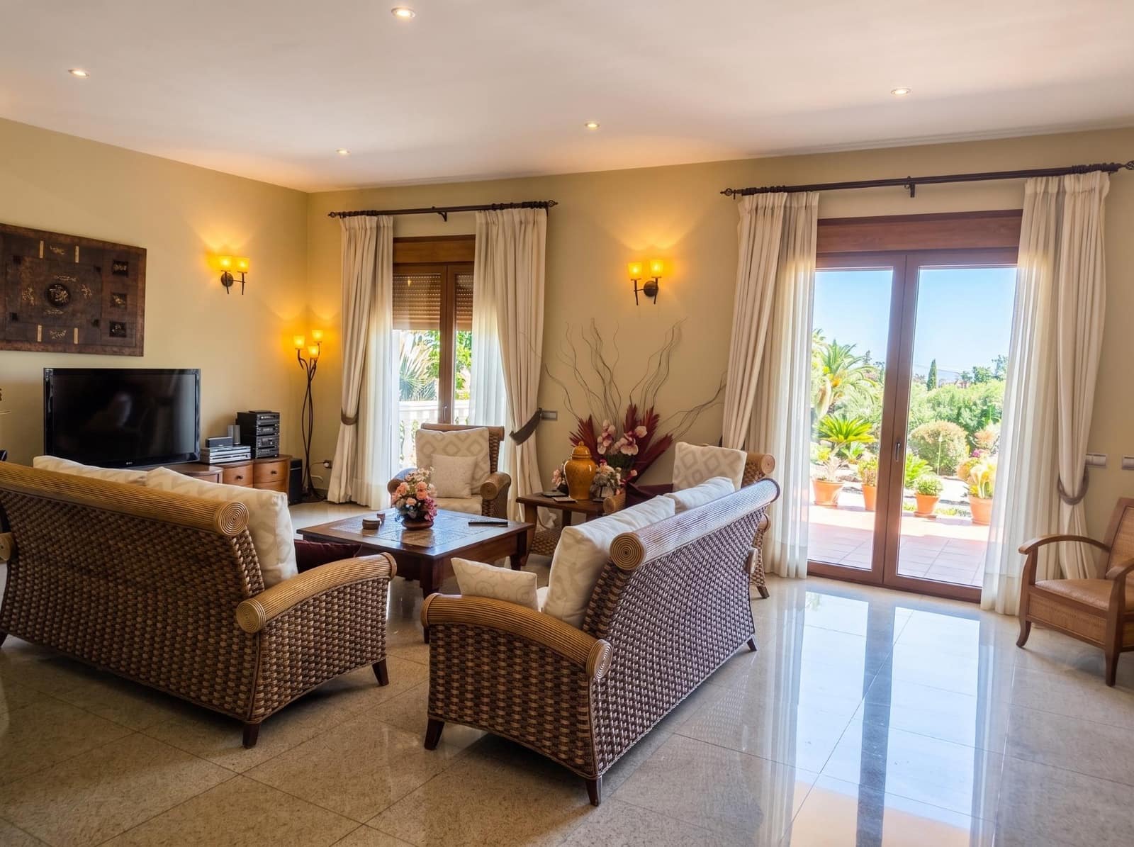 4 sovrum Villa till salu i La Sierrezuela med pool garage - 1 095 000 € (Ref: 10043050)