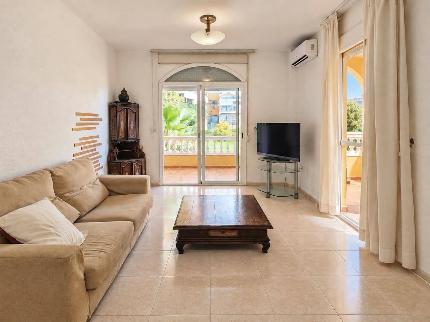 2 soverom Leilighet til salgs i Benalmadena med garasje - € 390 000 (Ref: 10078415)