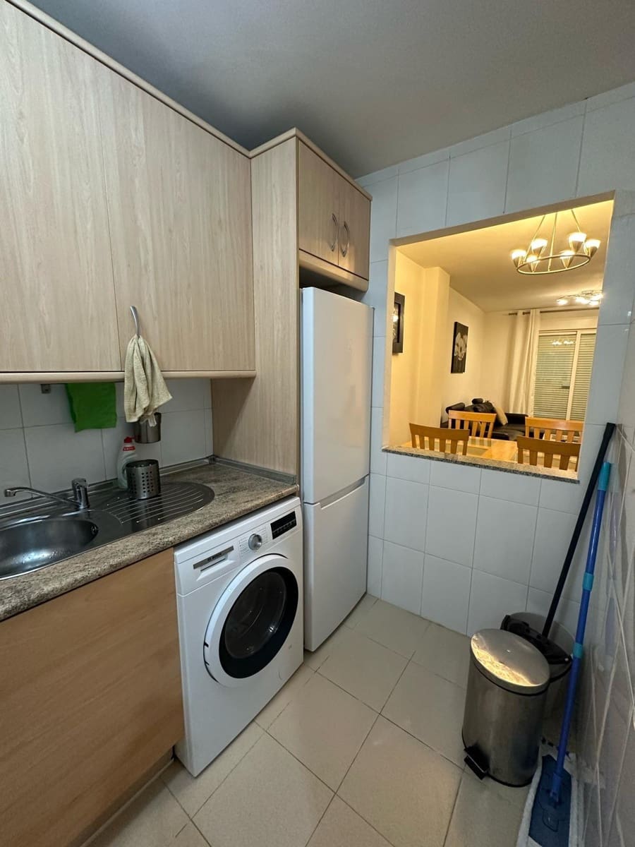 2 Zimmer Apartment zu verkaufen in Carvajal mit Pool - 360.000 € (Ref: 10086182)