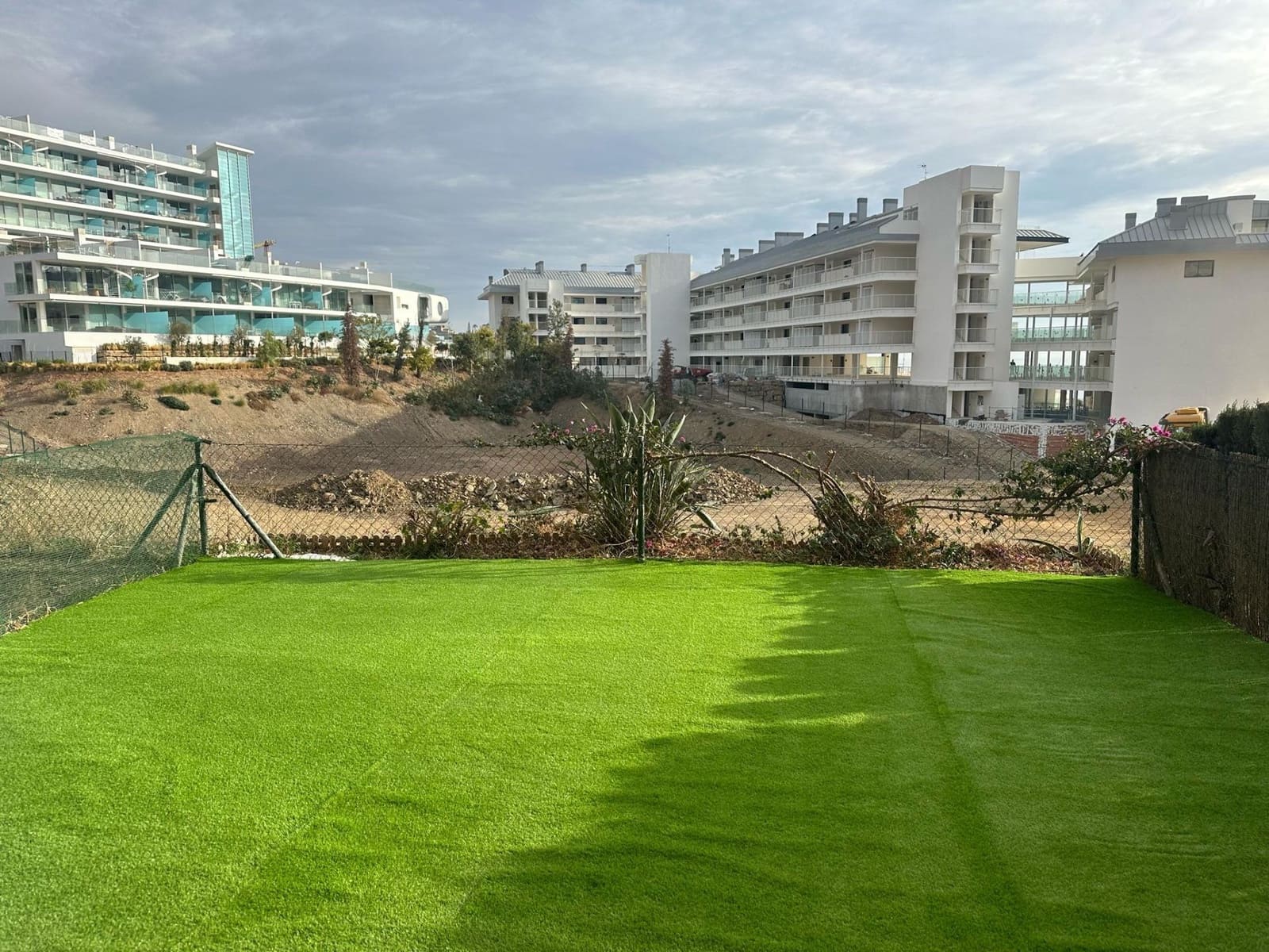 2 Zimmer Apartment zu verkaufen in Carvajal mit Pool - 360.000 € (Ref: 10086182)