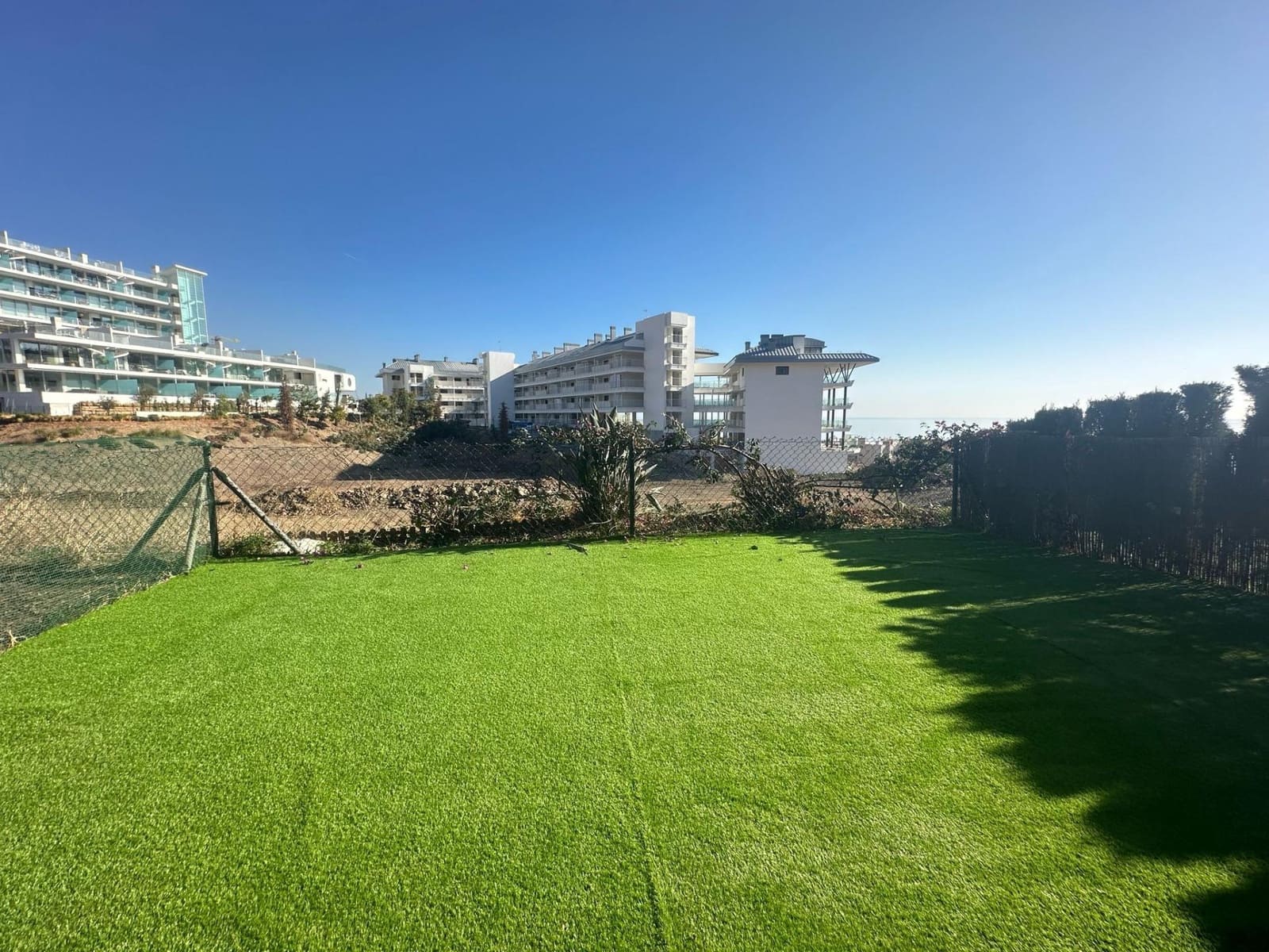 2 Zimmer Apartment zu verkaufen in Carvajal mit Pool - 360.000 € (Ref: 10086182)