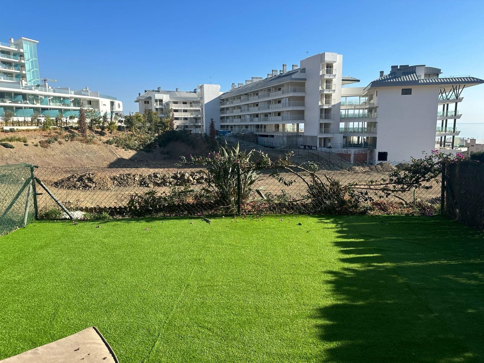 2 Zimmer Apartment zu verkaufen in Carvajal mit Pool - 360.000 € (Ref: 10086182)