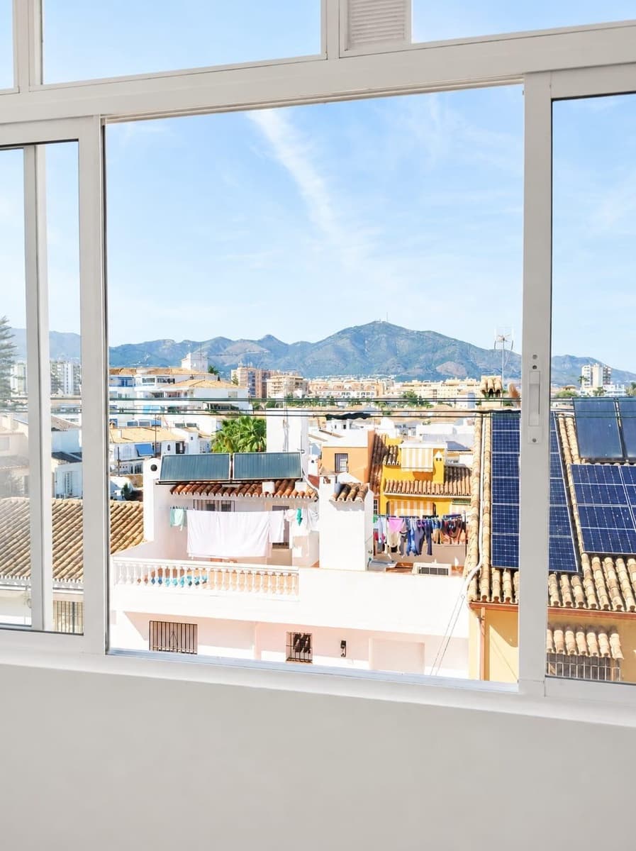 3 bedroom Apartment for sale in Fuengirola - € 295,000 (Ref: 10100193)