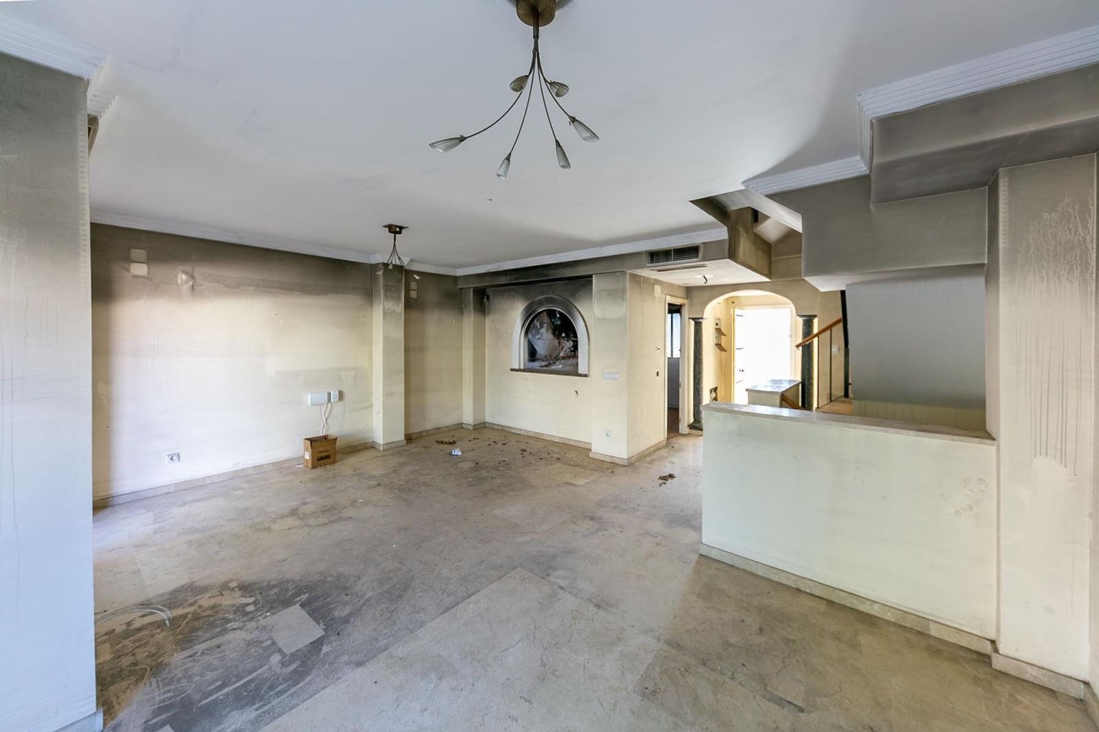 3 soveværelse Rækkehus til salg i La Duquesa / Puerto de la Duquesa med swimmingpool garage - € 360.000 (Ref: 10102658)