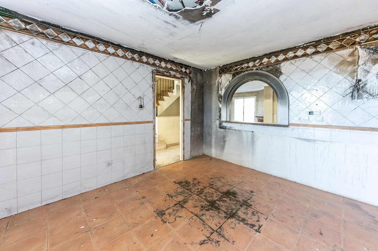3 soveværelse Rækkehus til salg i La Duquesa / Puerto de la Duquesa med swimmingpool garage - € 360.000 (Ref: 10102658)