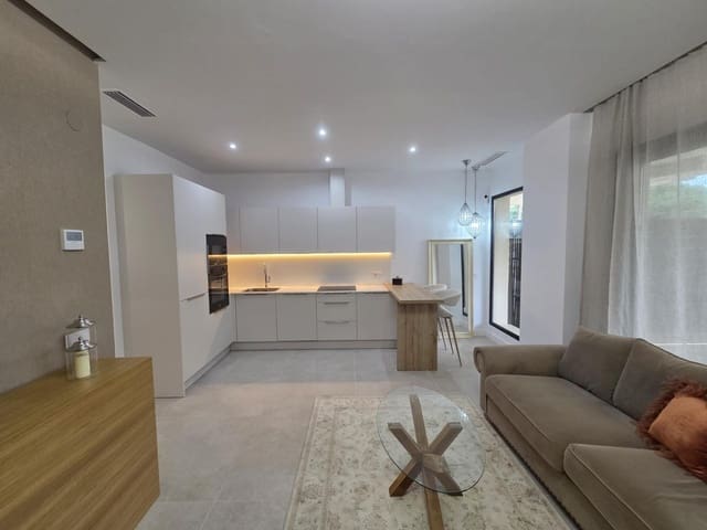 2 soveværelse Lejlighed til salg i Fuengirola - € 425.000 (Ref: 10148858)