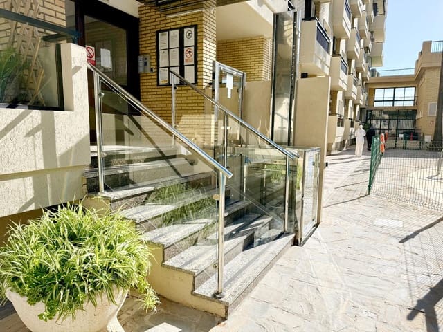 2 Zimmer Apartment zu verkaufen in Fuengirola mit Pool Garage - 550.000 € (Ref: 8849923)