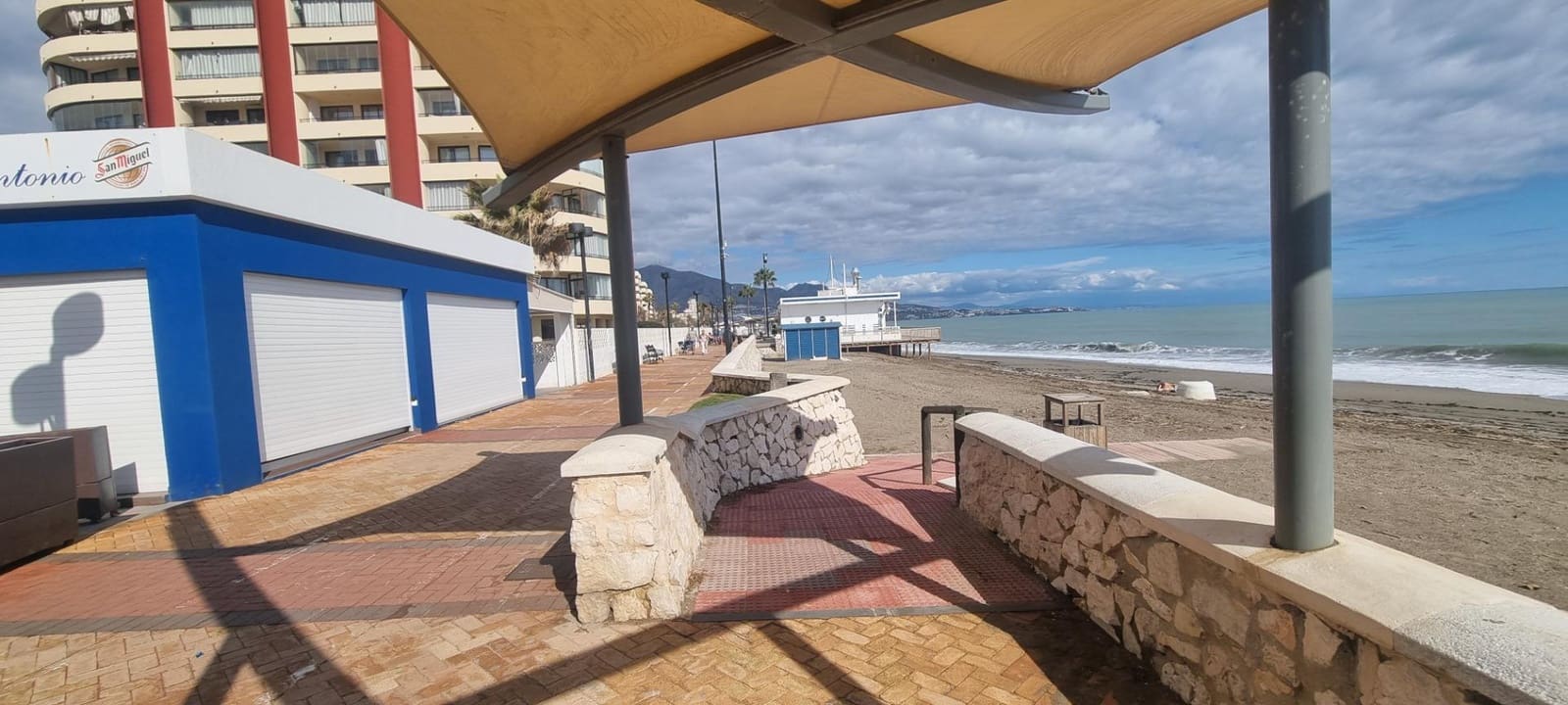 Apartamento de 1 habitación en Fuengirola en venta - 298.000 € (Ref: 8849926)