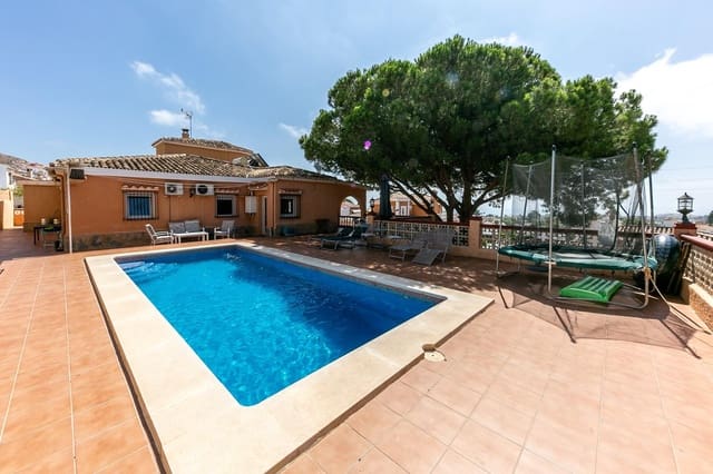 4 sypialnia Willa na sprzedaż w Montealto - Monterrey, Benalmádena z basenem garażem - 825 000 € (Ref: 8849940)