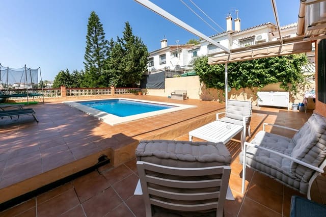 4 sypialnia Willa na sprzedaż w Montealto - Monterrey, Benalmádena z basenem garażem - 825 000 € (Ref: 8849940)