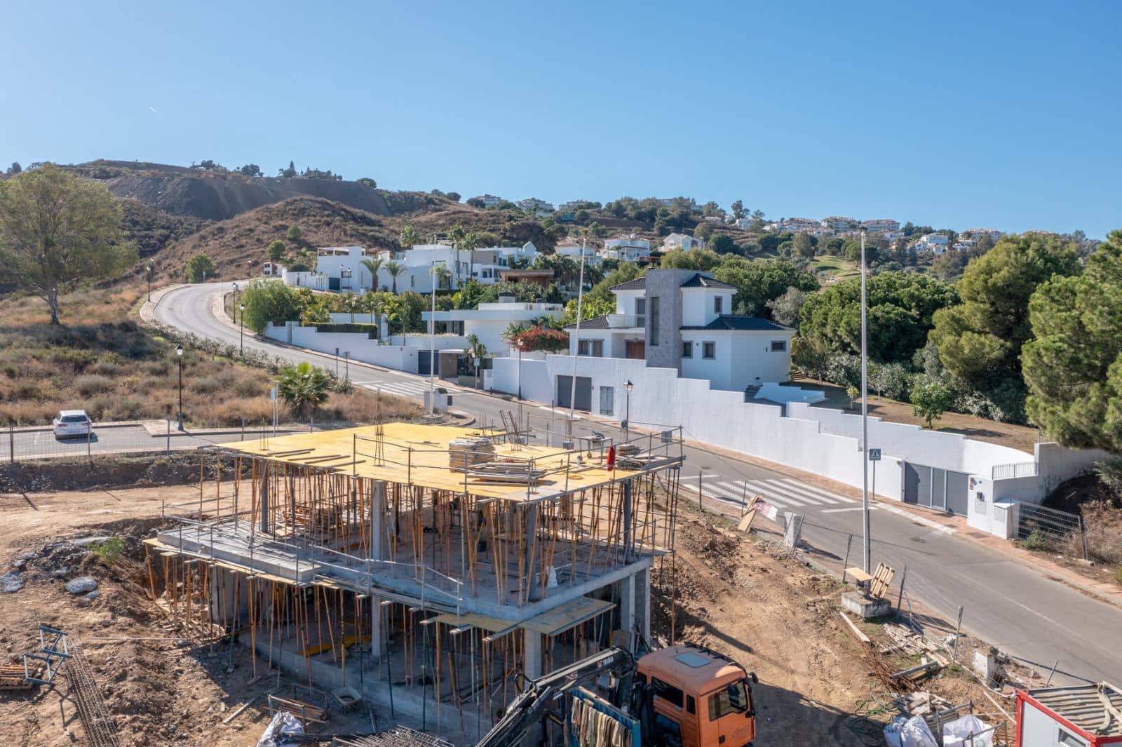 5 Zimmer Villa zu verkaufen in Mijas mit Pool Garage - 1.470.000 € (Ref: 8941461)