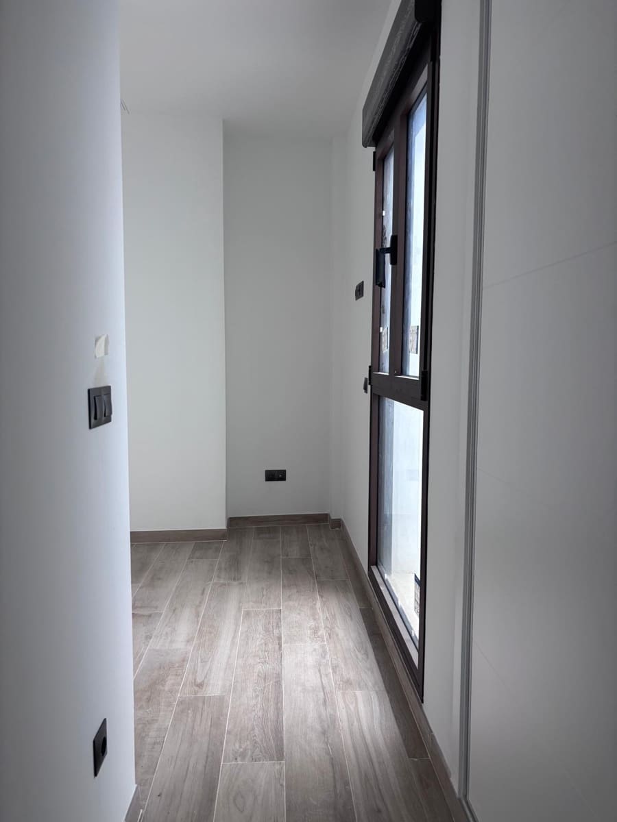 3 makuuhuone Kattohuoneisto myytävänä paikassa Fuengirola - 489 000 € (Ref: 8994141)