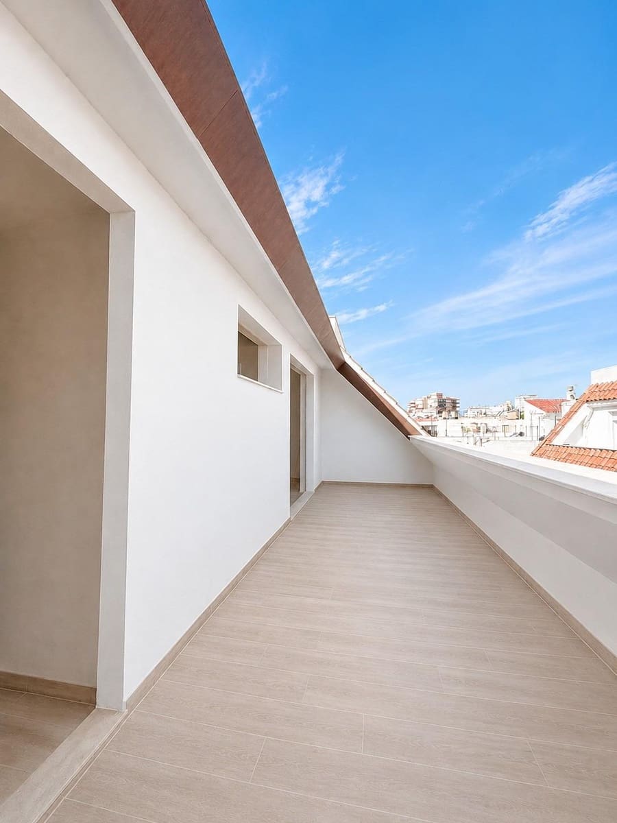 3 makuuhuone Kattohuoneisto myytävänä paikassa Fuengirola - 489 000 € (Ref: 8994141)