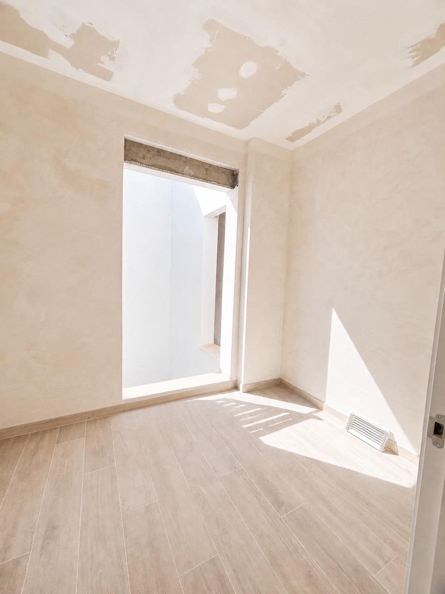 3 makuuhuone Kattohuoneisto myytävänä paikassa Fuengirola - 489 000 € (Ref: 8994141)