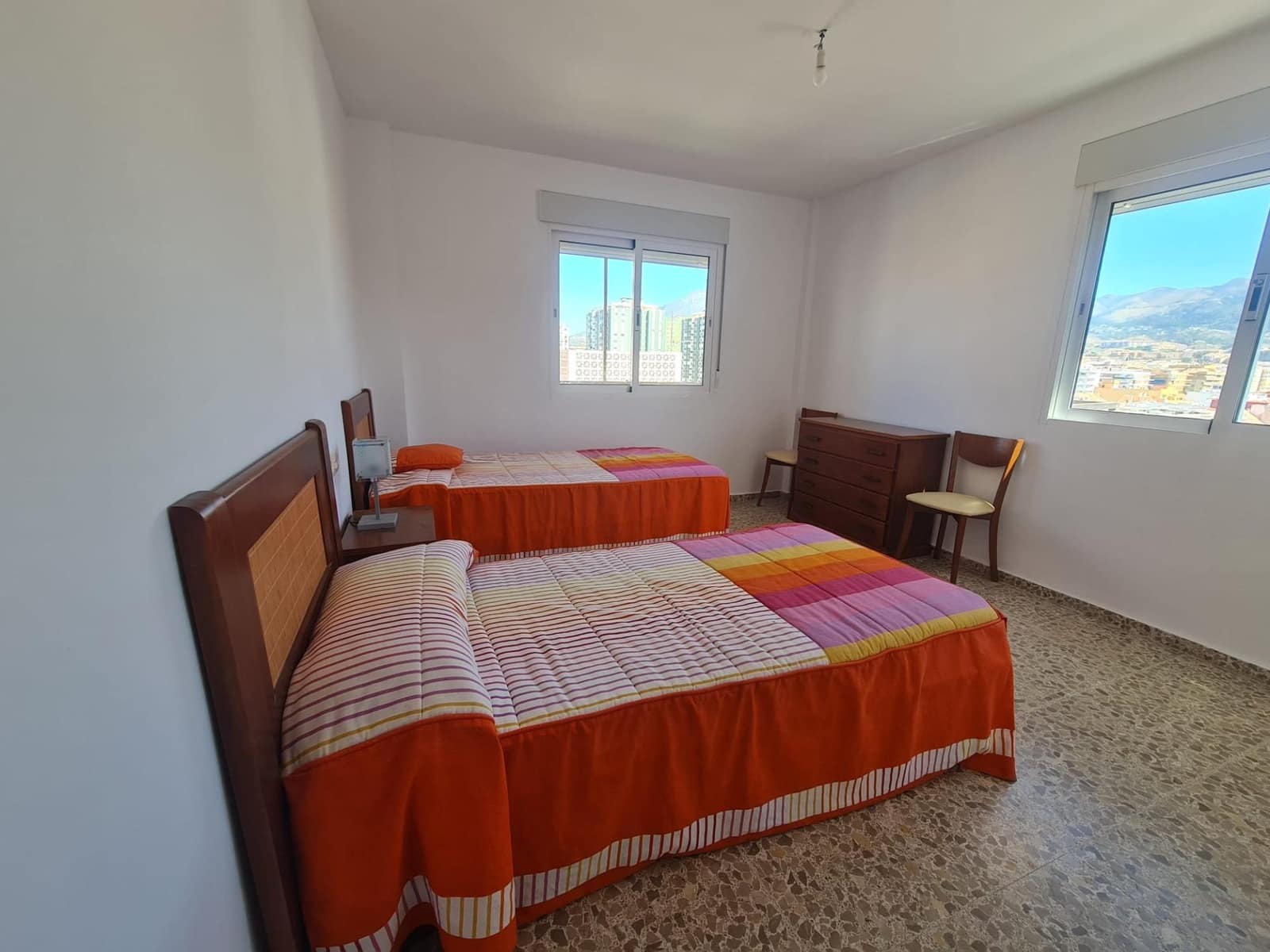 4 slaapkamer Appartement te koop in Fuengirola - € 595.000 (Ref: 9001606)