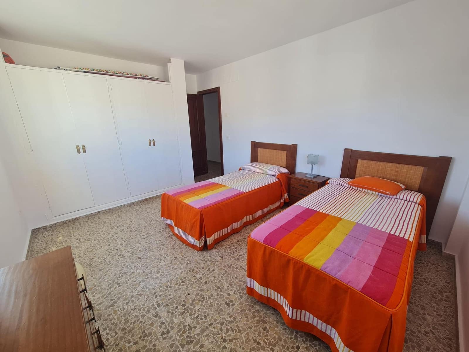 4 slaapkamer Appartement te koop in Fuengirola - € 595.000 (Ref: 9001606)