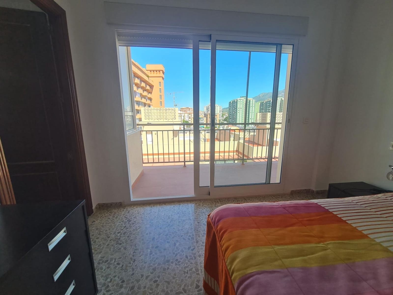 4 slaapkamer Appartement te koop in Fuengirola - € 595.000 (Ref: 9001606)