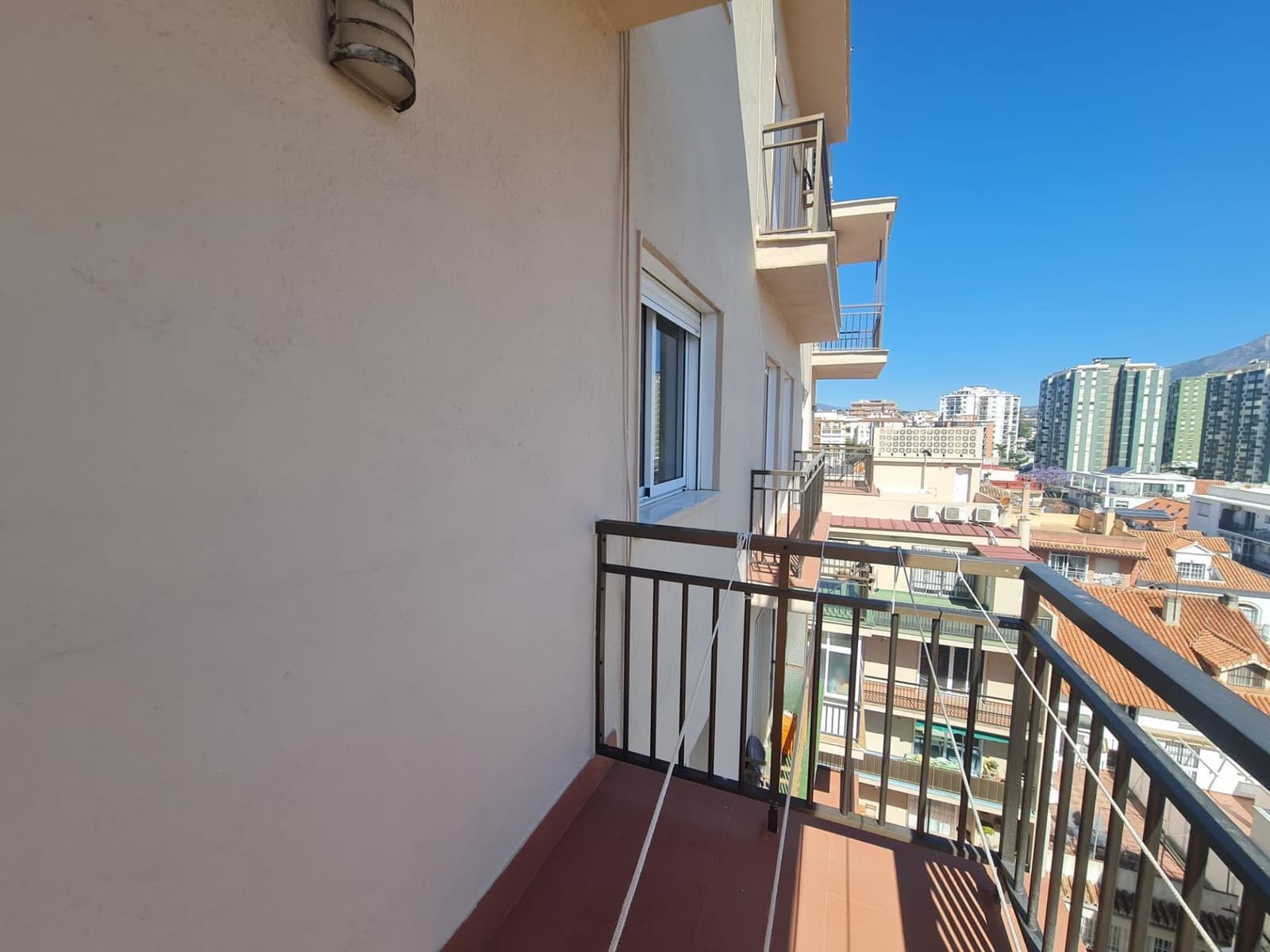 4 slaapkamer Appartement te koop in Fuengirola - € 595.000 (Ref: 9001606)