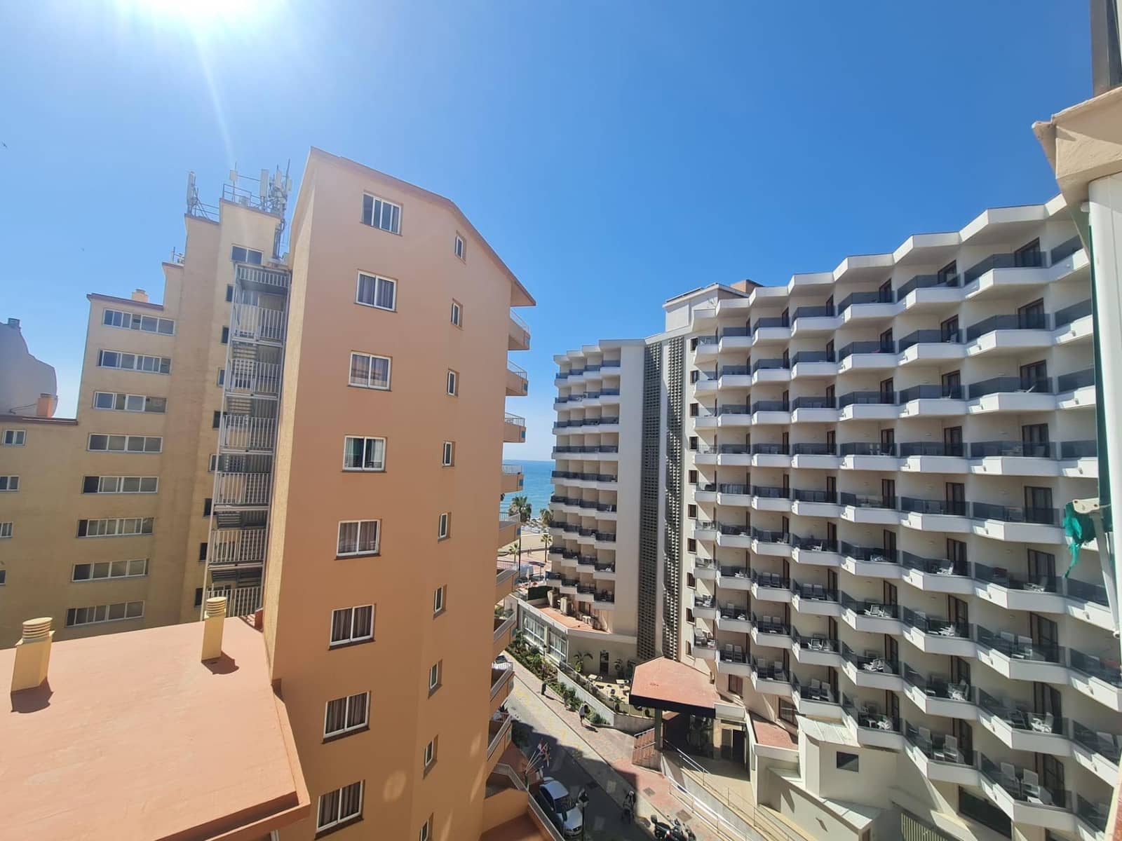 4 slaapkamer Appartement te koop in Fuengirola - € 595.000 (Ref: 9001606)