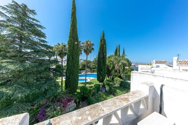 3 sovrum Radhus till salu i Mijas pueblo, Mijas med pool garage - 425 000 € (Ref: 9106498)
