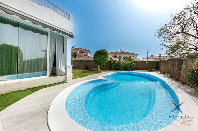 4 sovrum Semi-fristående Villa till salu i Benalmádena med pool garage - 990 000 € (Ref: 9153888)