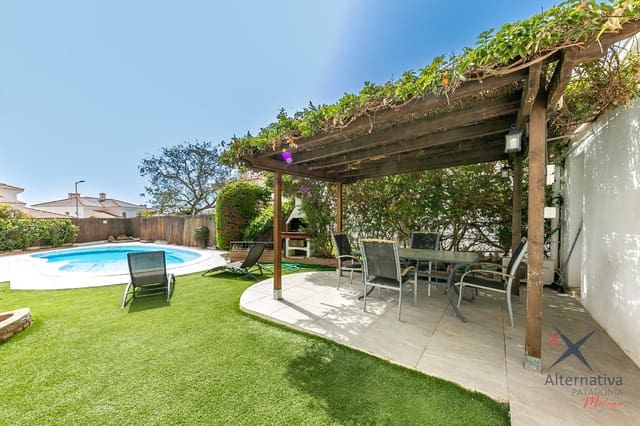 4 soveværelse Semi-Rækkehus til salg i Benalmádena med swimmingpool garage - € 949.000 (Ref: 9153888)