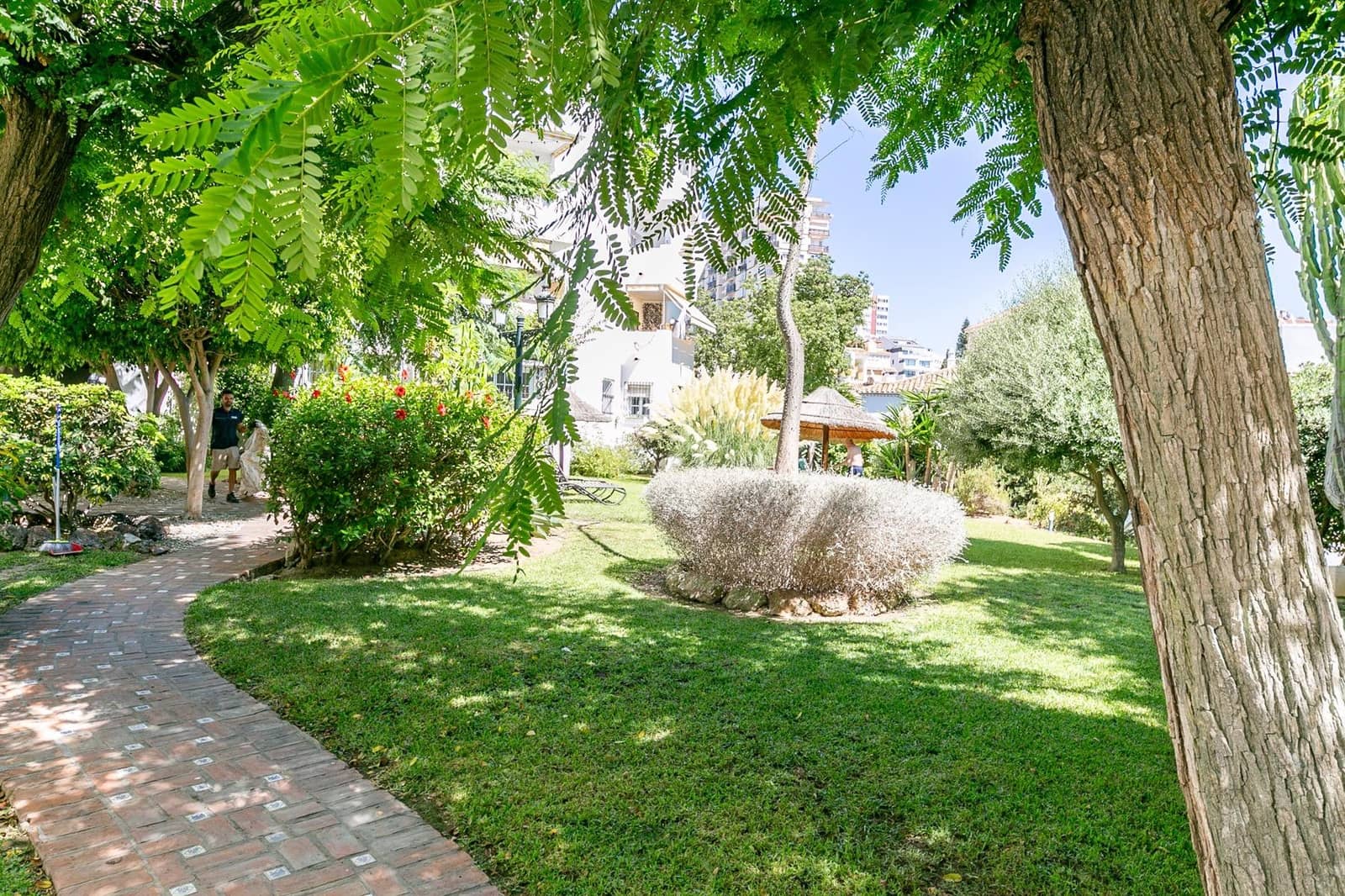 1 soveværelse Lejlighed til salg i Benalmadena med swimmingpool - € 299.000 (Ref: 9228849)