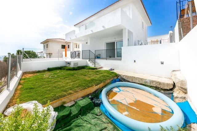 2 makuuhuone Paritalo myytävänä paikassa Manilva mukana 
autotalli - 349 000 € (Ref: 9232882)