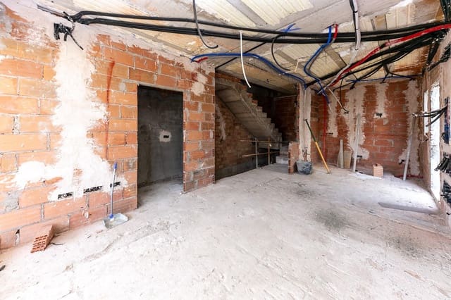 2 soverom Kjedet enebolig til salgs i Manilva med garasje - € 279 000 (Ref: 9232883)