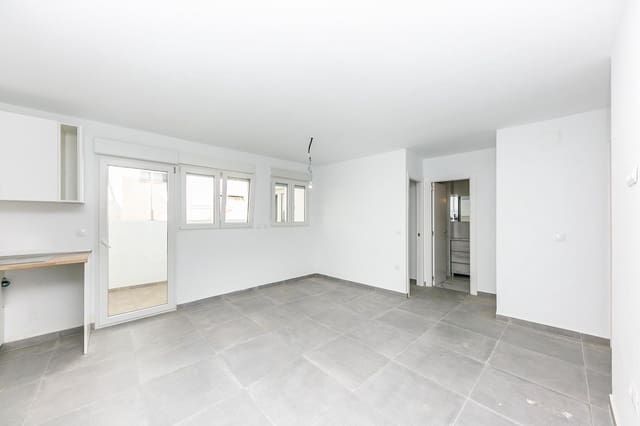 4 sypialnia Dom na sprzedaż w Los Pacos, Fuengirola z garażem - 315 000 € (Ref: 9255264)