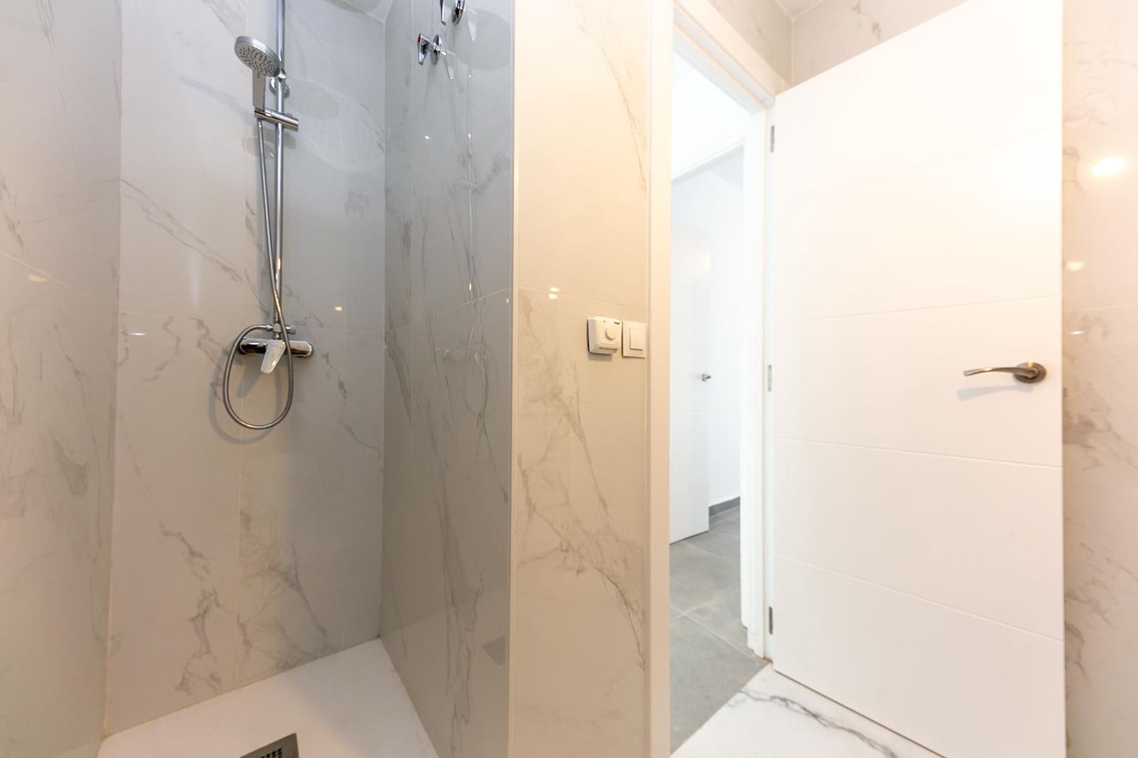 4 sypialnia Dom na sprzedaż w Fuengirola z garażem - 315 000 € (Ref: 9255264)