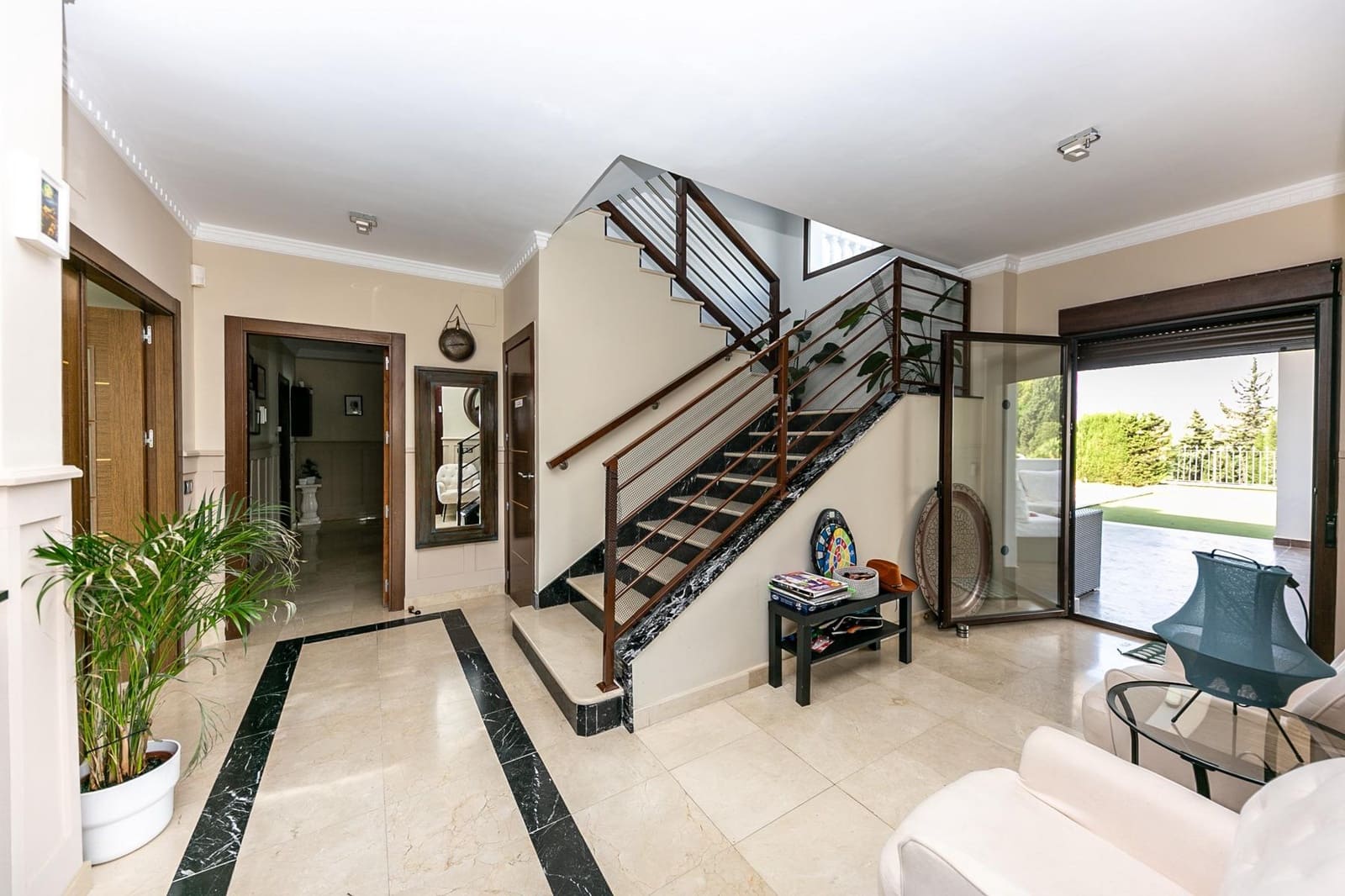 8 soverom Villa til salgs i La Sierrezuela med svømmebasseng - € 1 579 000 (Ref: 9285207)