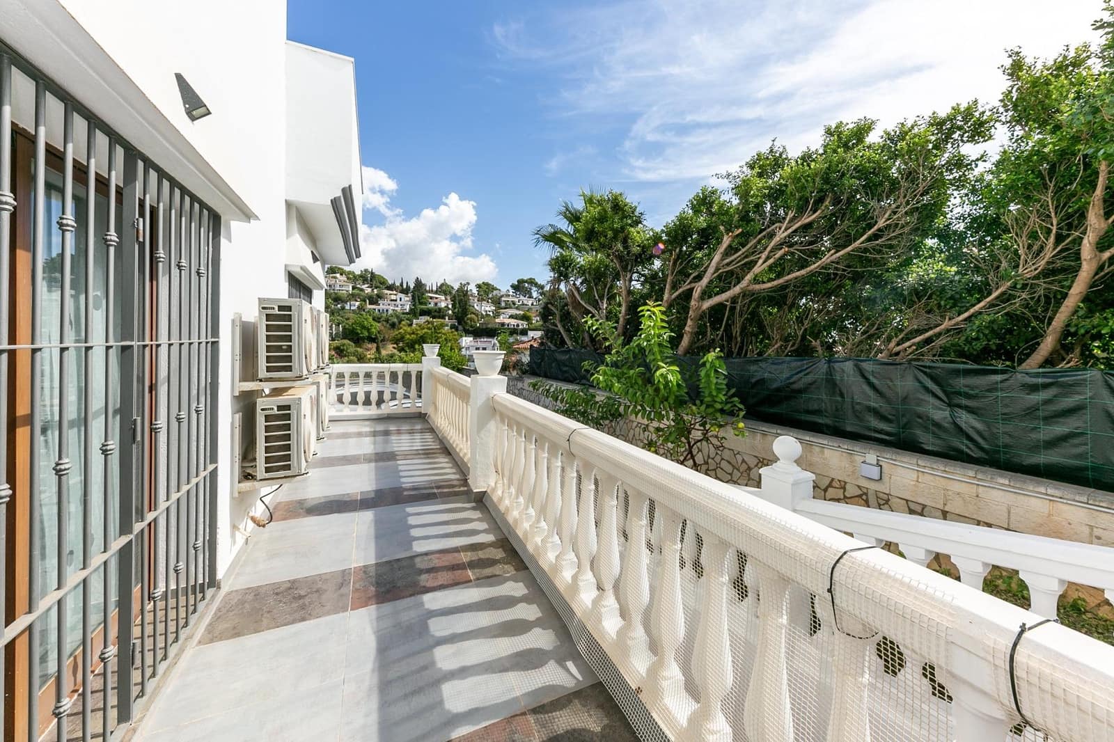 8 soverom Villa til salgs i La Sierrezuela med svømmebasseng - € 1 579 000 (Ref: 9285207)