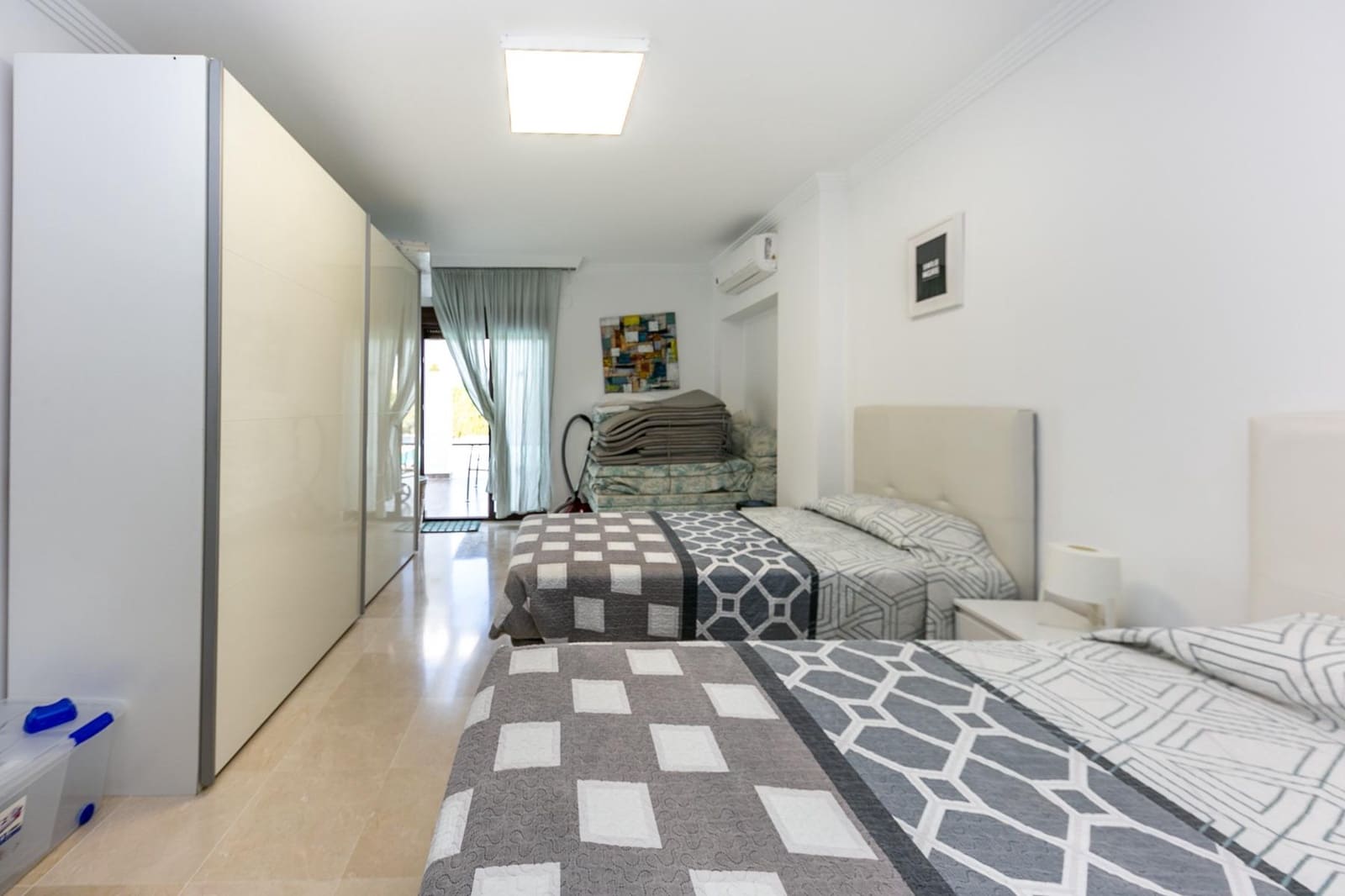 8 soverom Villa til salgs i La Sierrezuela med svømmebasseng - € 1 579 000 (Ref: 9285207)