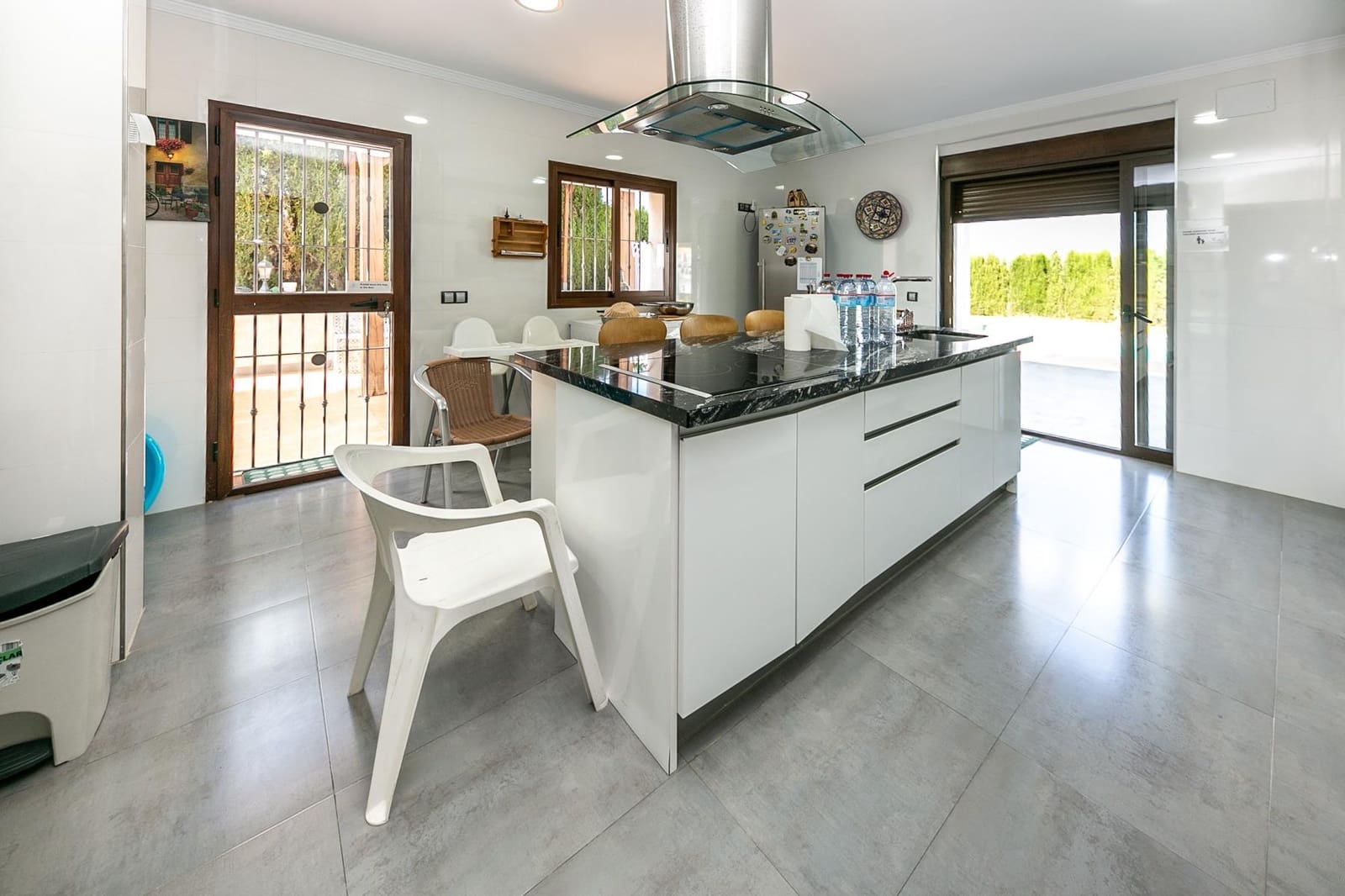 8 soverom Villa til salgs i La Sierrezuela med svømmebasseng - € 1 579 000 (Ref: 9285207)