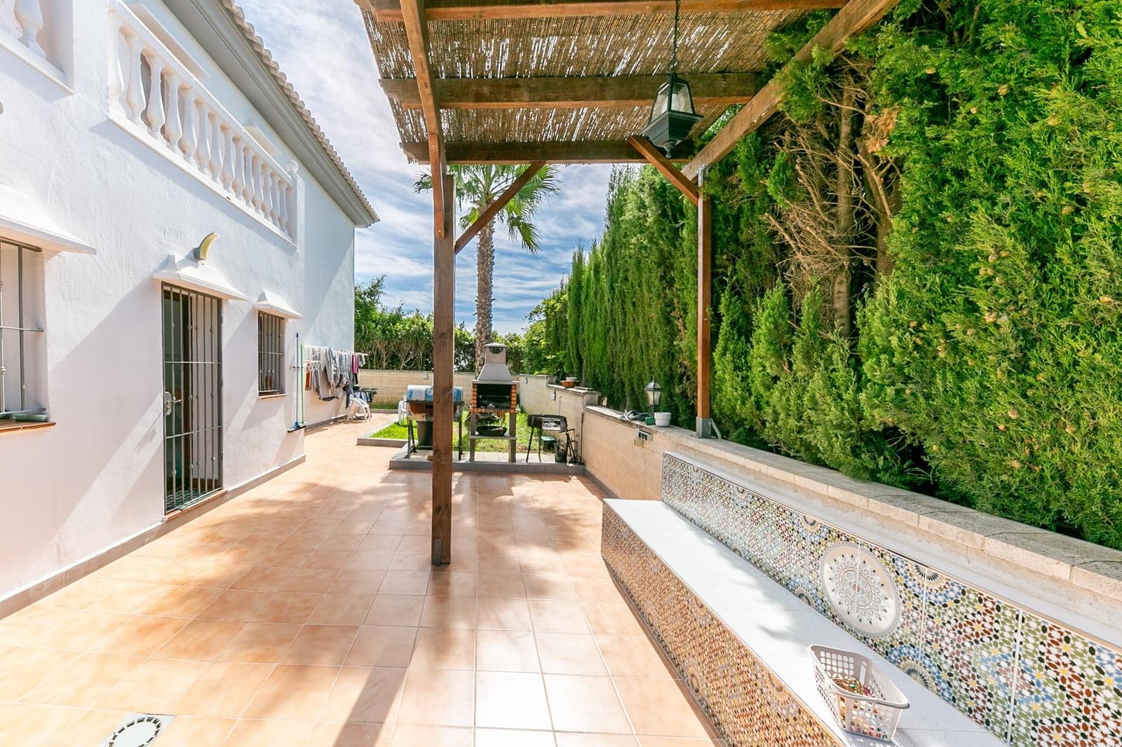 8 soverom Villa til salgs i La Sierrezuela med svømmebasseng - € 1 579 000 (Ref: 9285207)