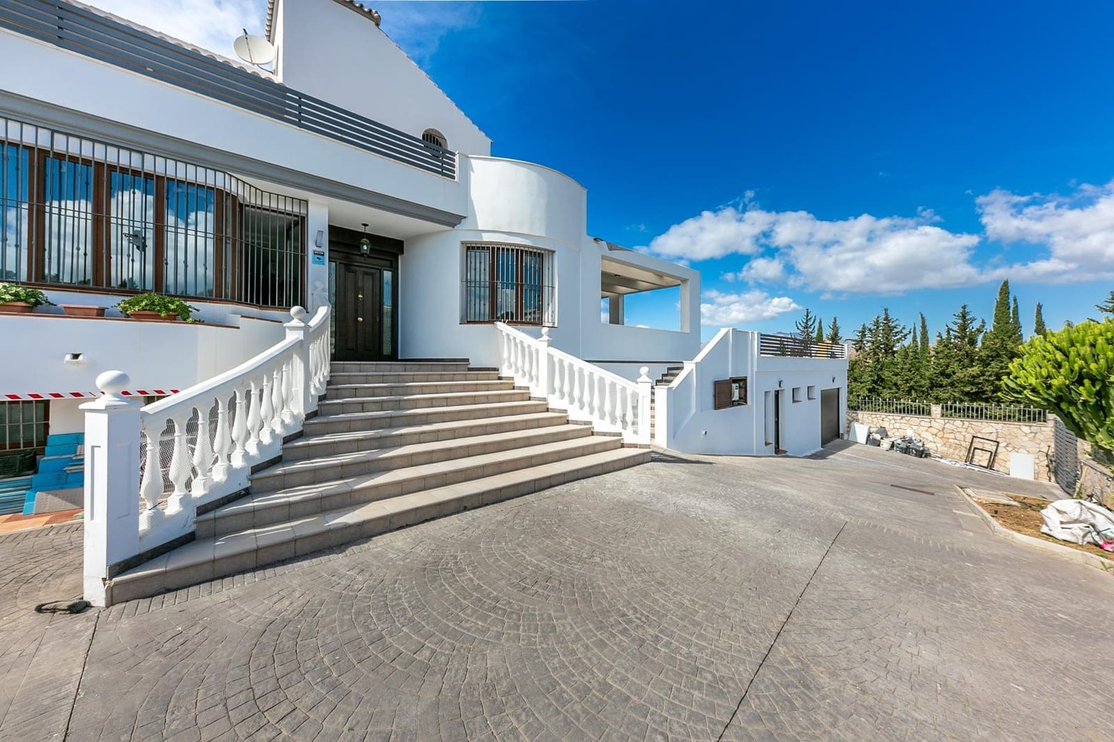 8 soverom Villa til salgs i La Sierrezuela med svømmebasseng - € 1 579 000 (Ref: 9285207)