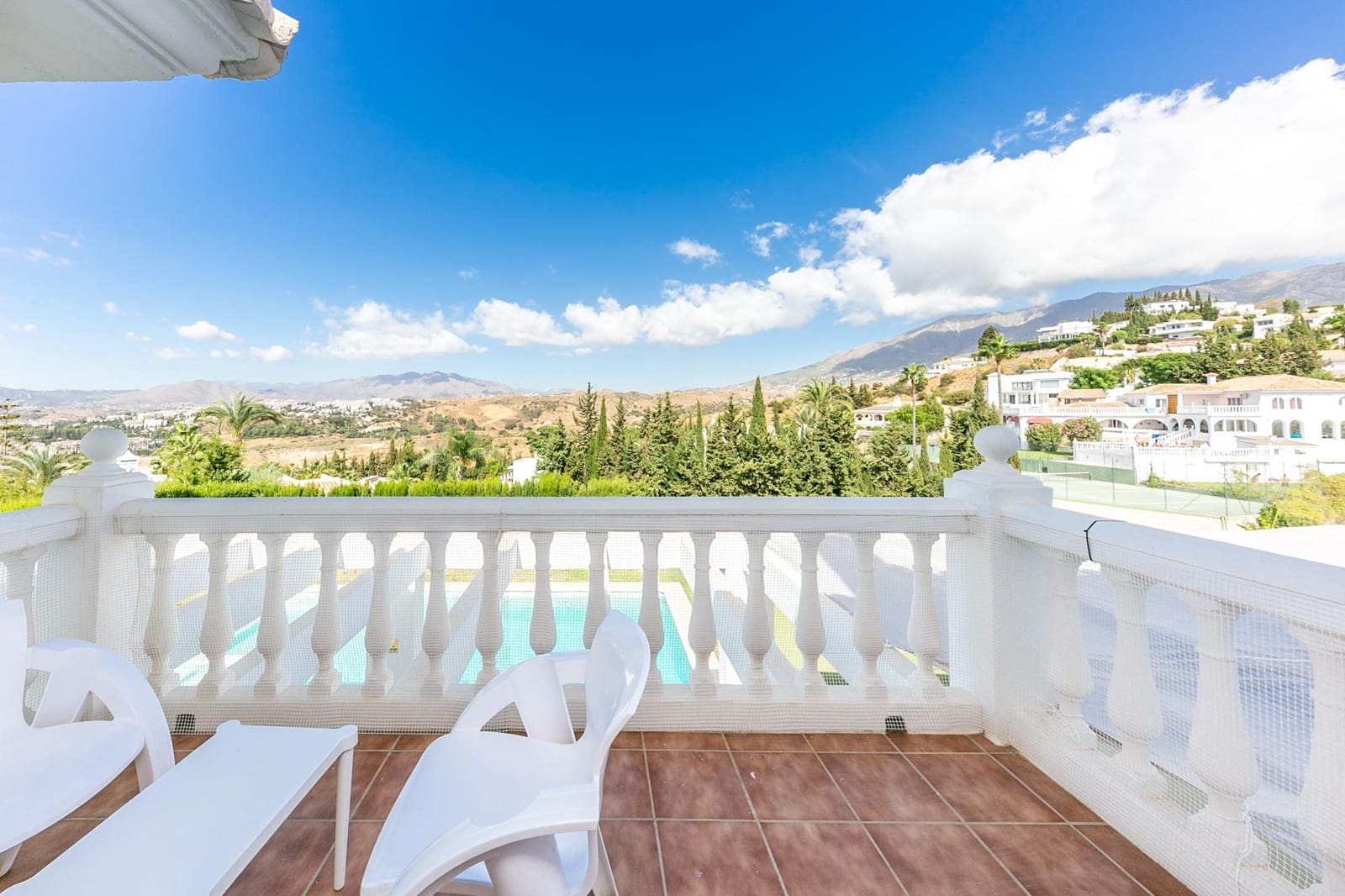 8 soverom Villa til salgs i La Sierrezuela med svømmebasseng - € 1 579 000 (Ref: 9285207)