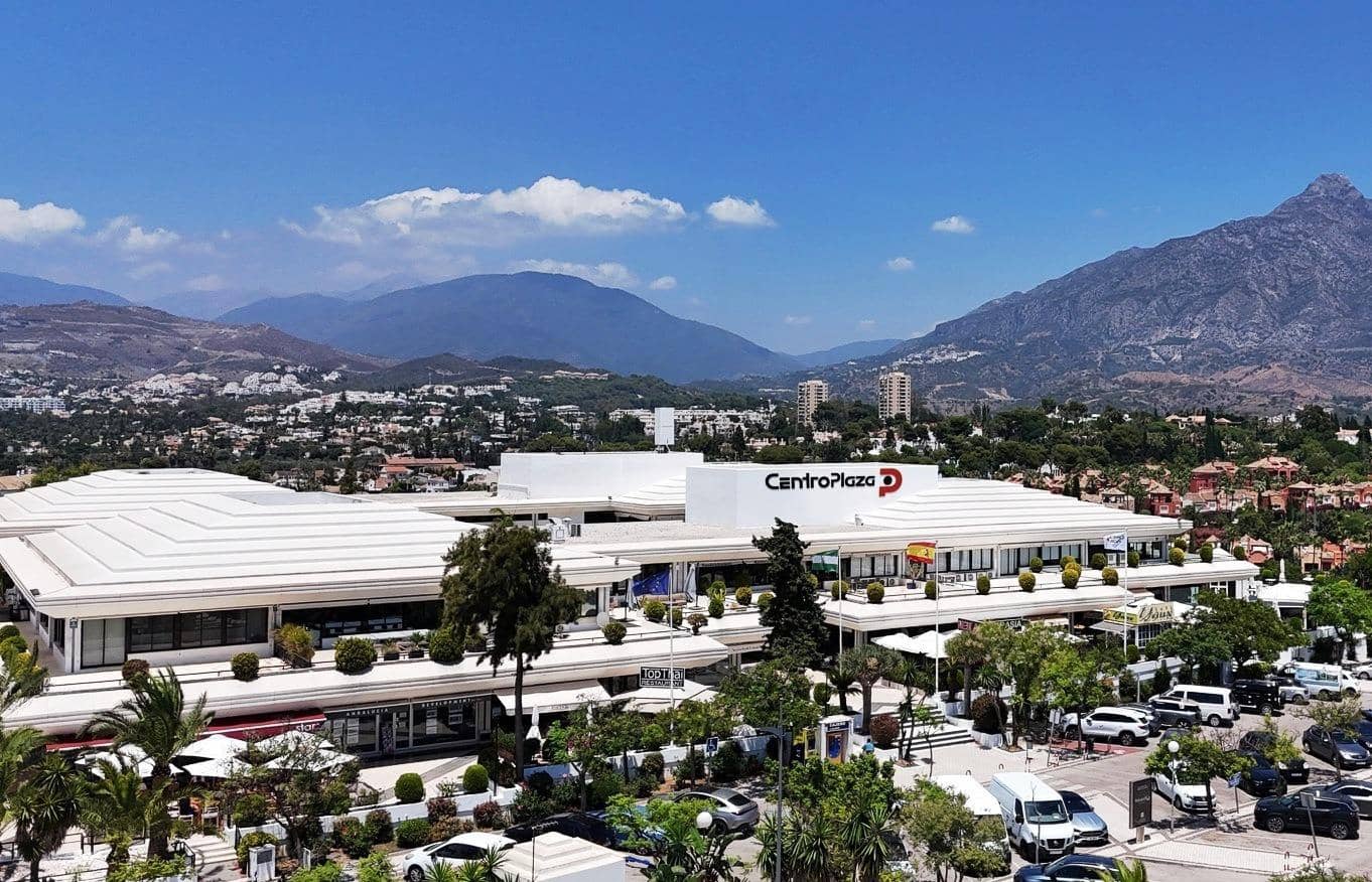 3 makuuhuone Huoneisto myytävänä paikassa Nueva Andalucia mukana uima-altaan - 575 000 € (Ref: 9291546)