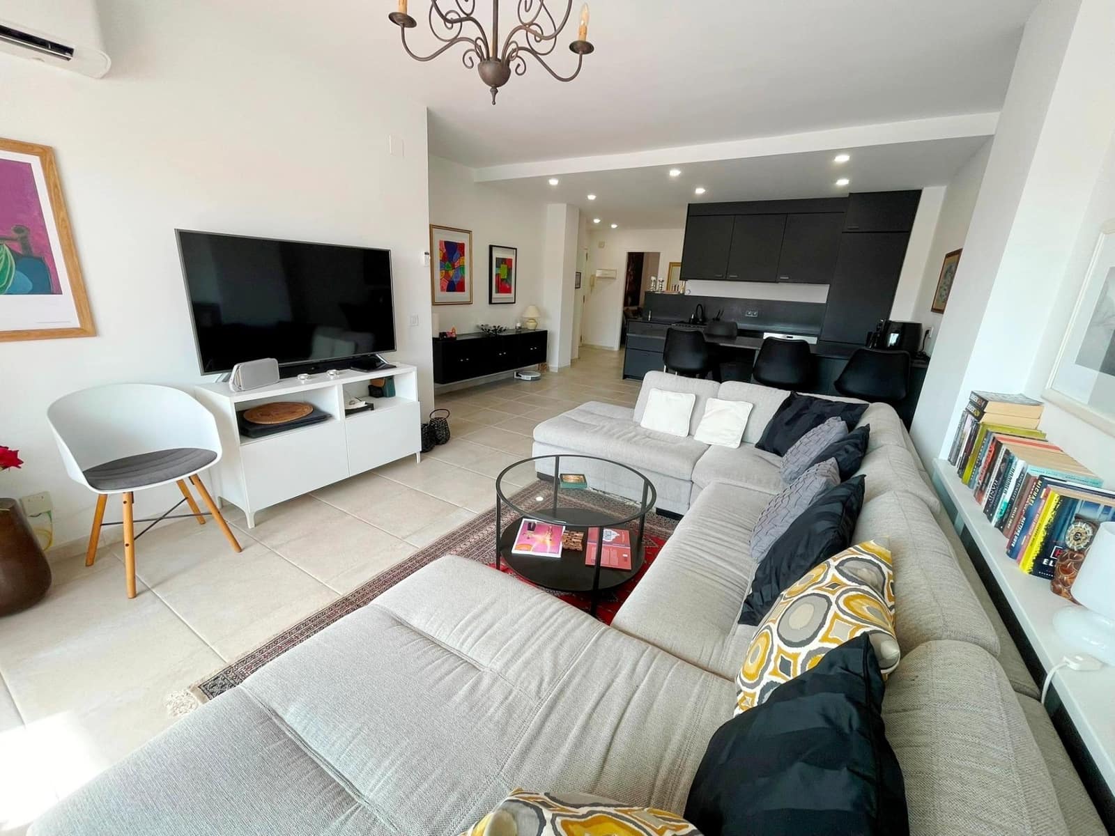 3 makuuhuone Huoneisto myytävänä paikassa Nueva Andalucia mukana uima-altaan - 575 000 € (Ref: 9291546)