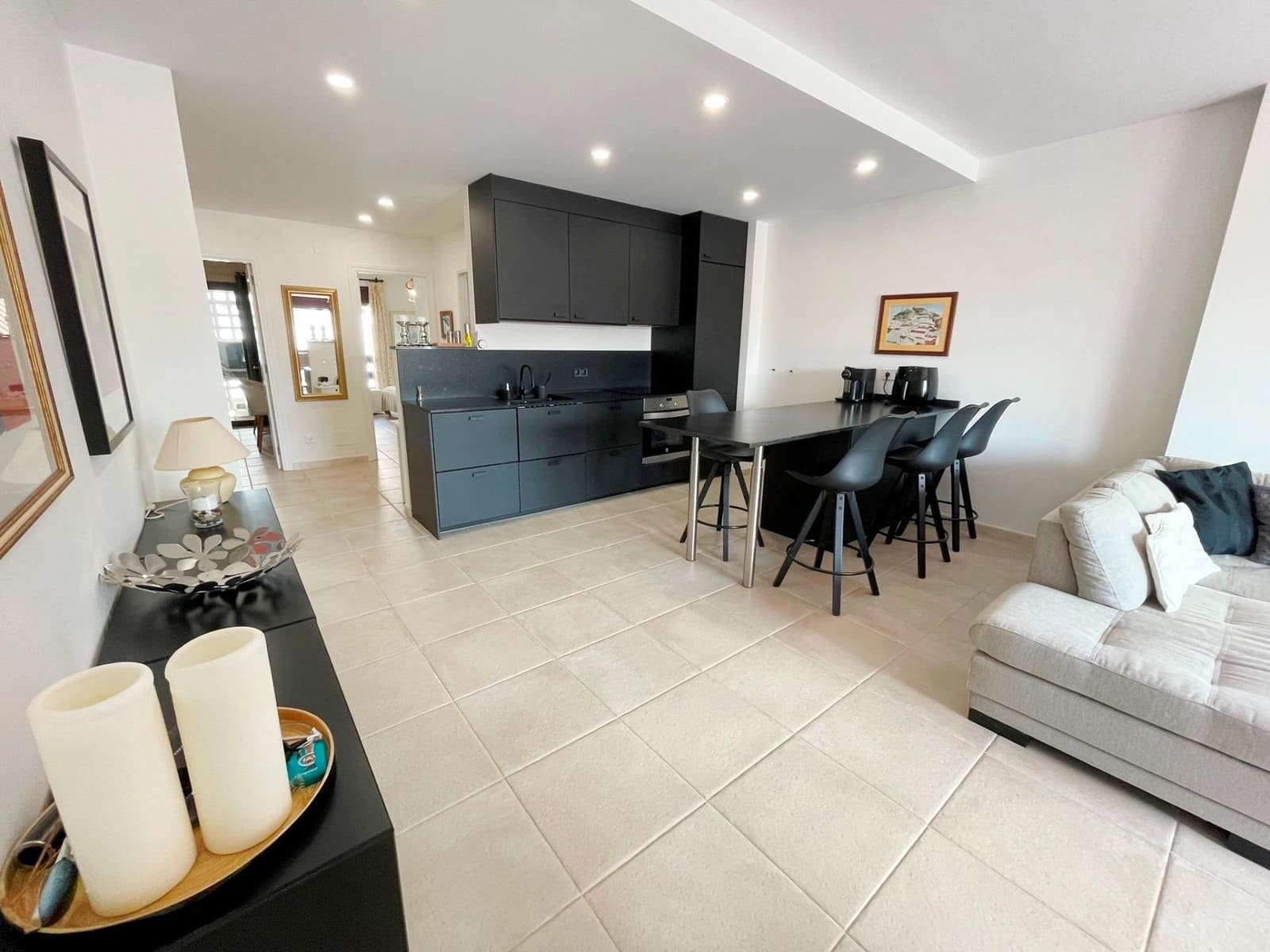 3 makuuhuone Huoneisto myytävänä paikassa Nueva Andalucia mukana uima-altaan - 575 000 € (Ref: 9291546)