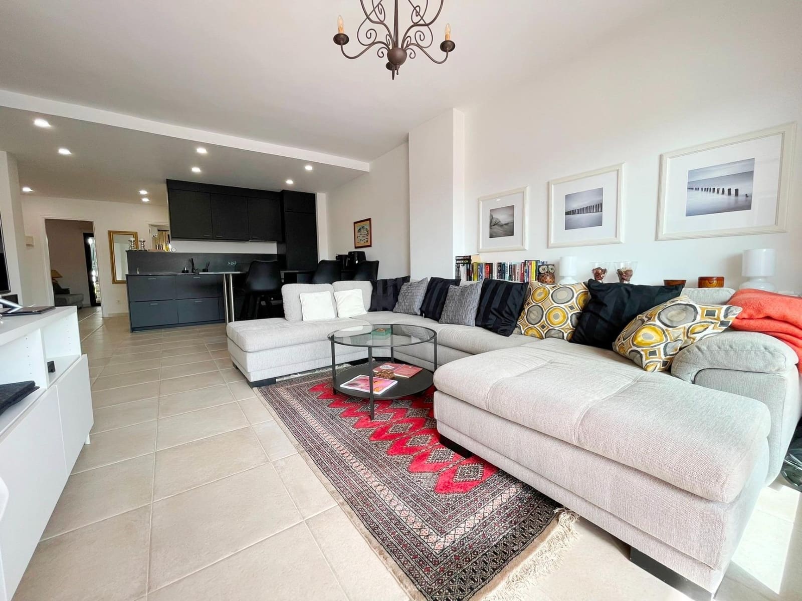 3 makuuhuone Huoneisto myytävänä paikassa Nueva Andalucia mukana uima-altaan - 575 000 € (Ref: 9291546)