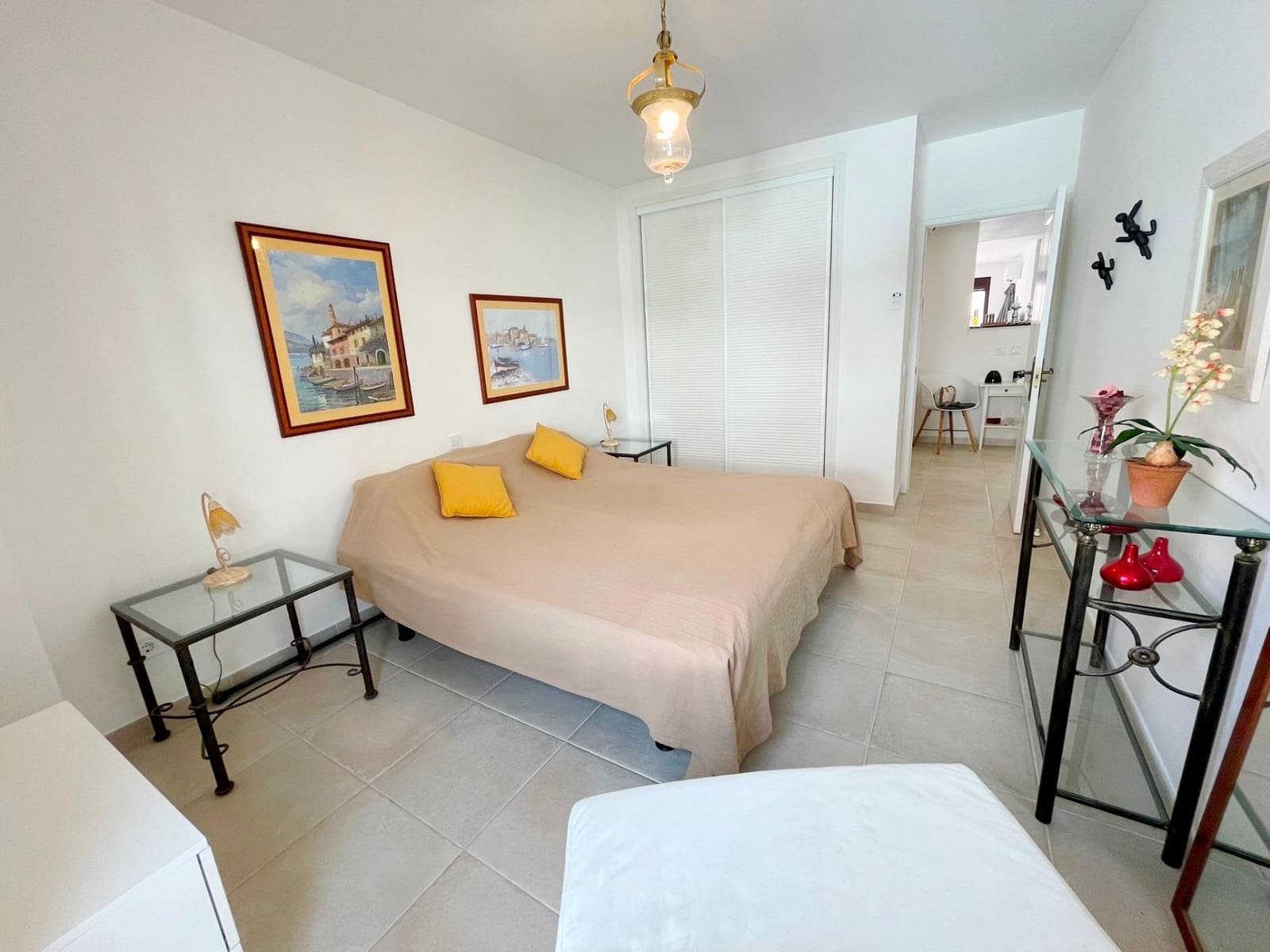 3 makuuhuone Huoneisto myytävänä paikassa Nueva Andalucia mukana uima-altaan - 575 000 € (Ref: 9291546)